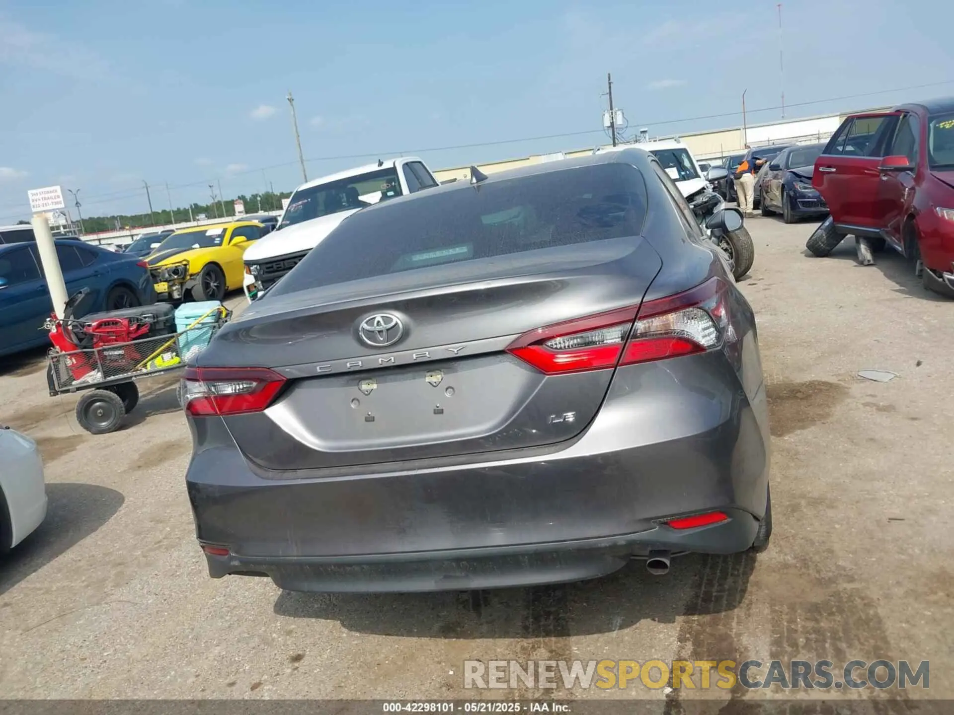 17 Photograph of a damaged car 4T1C11AK9PU762189 TOYOTA CAMRY 2023