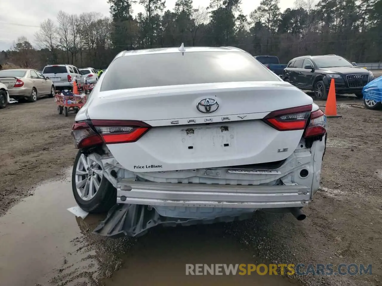 6 Photograph of a damaged car 4T1C11AK9PU812699 TOYOTA CAMRY 2023