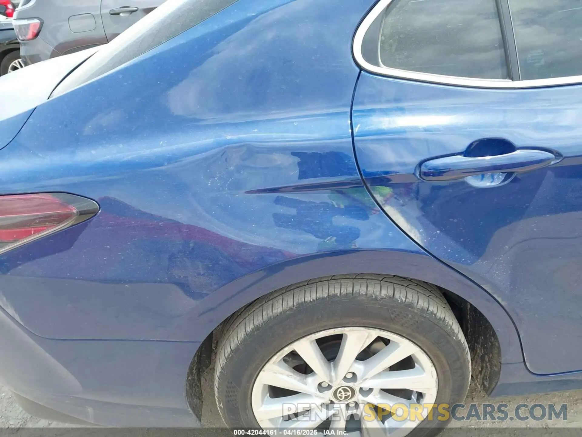 17 Photograph of a damaged car 4T1C11AKXPU111900 TOYOTA CAMRY 2023