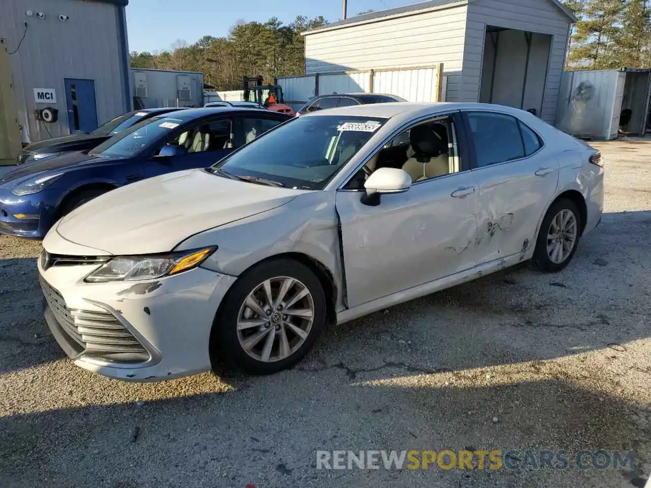 1 Photograph of a damaged car 4T1C11AKXPU129149 TOYOTA CAMRY 2023