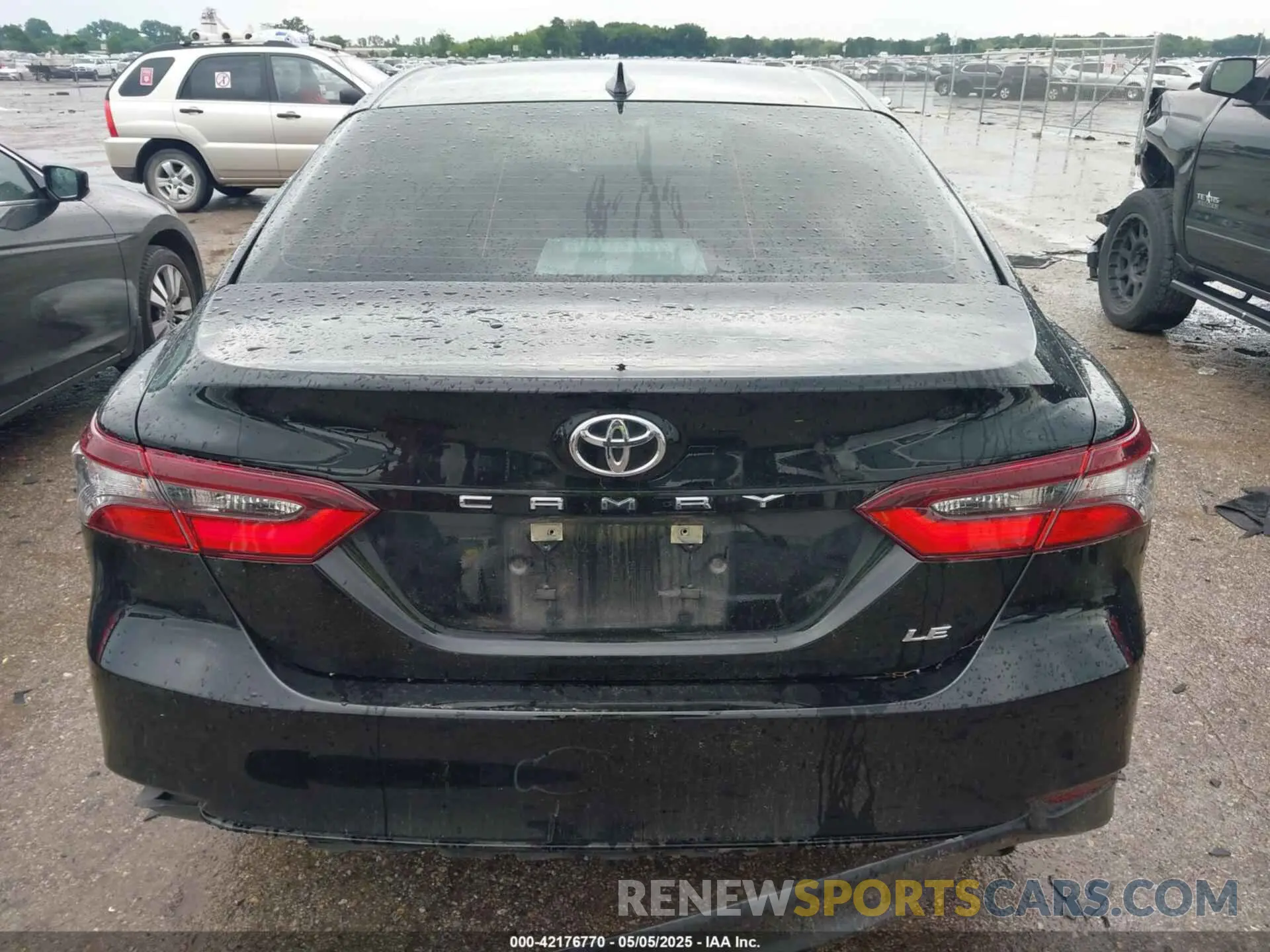 16 Photograph of a damaged car 4T1C11AKXPU766851 TOYOTA CAMRY 2023