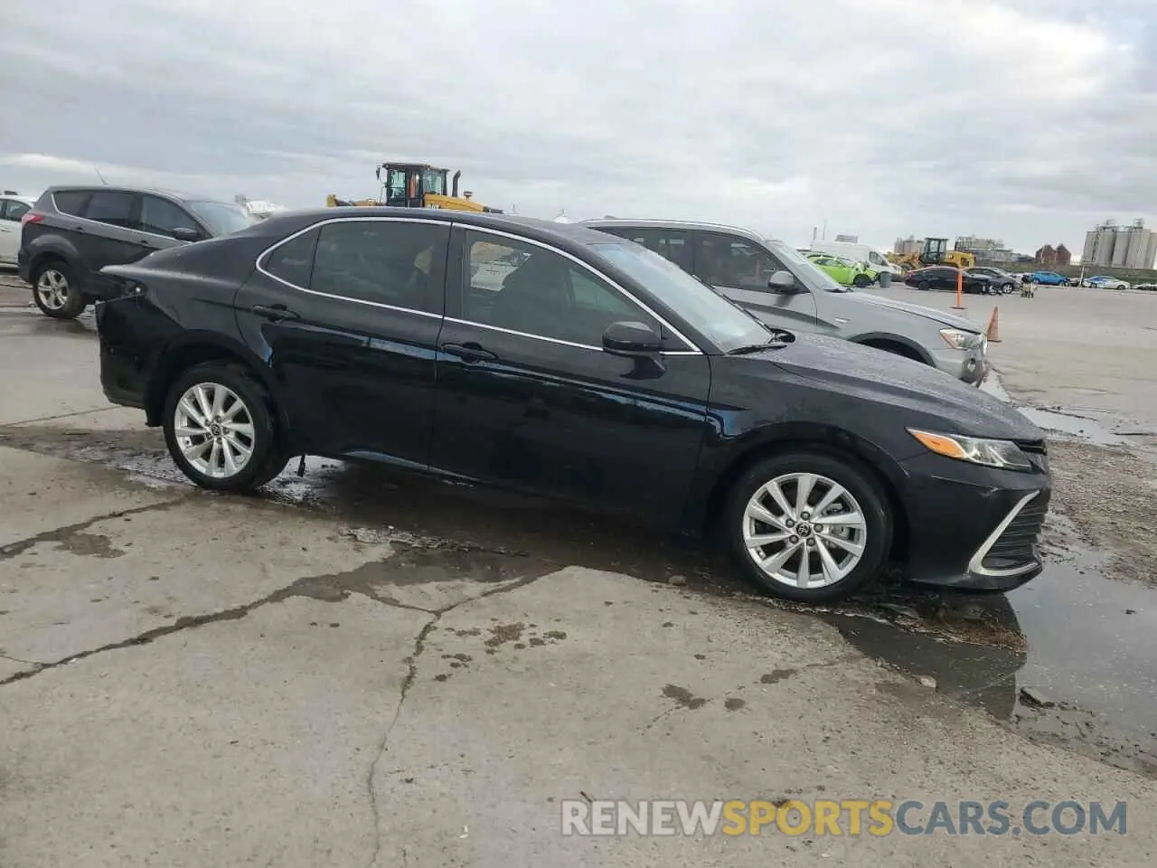 4 Photograph of a damaged car 4T1C11AKXPU775694 TOYOTA CAMRY 2023