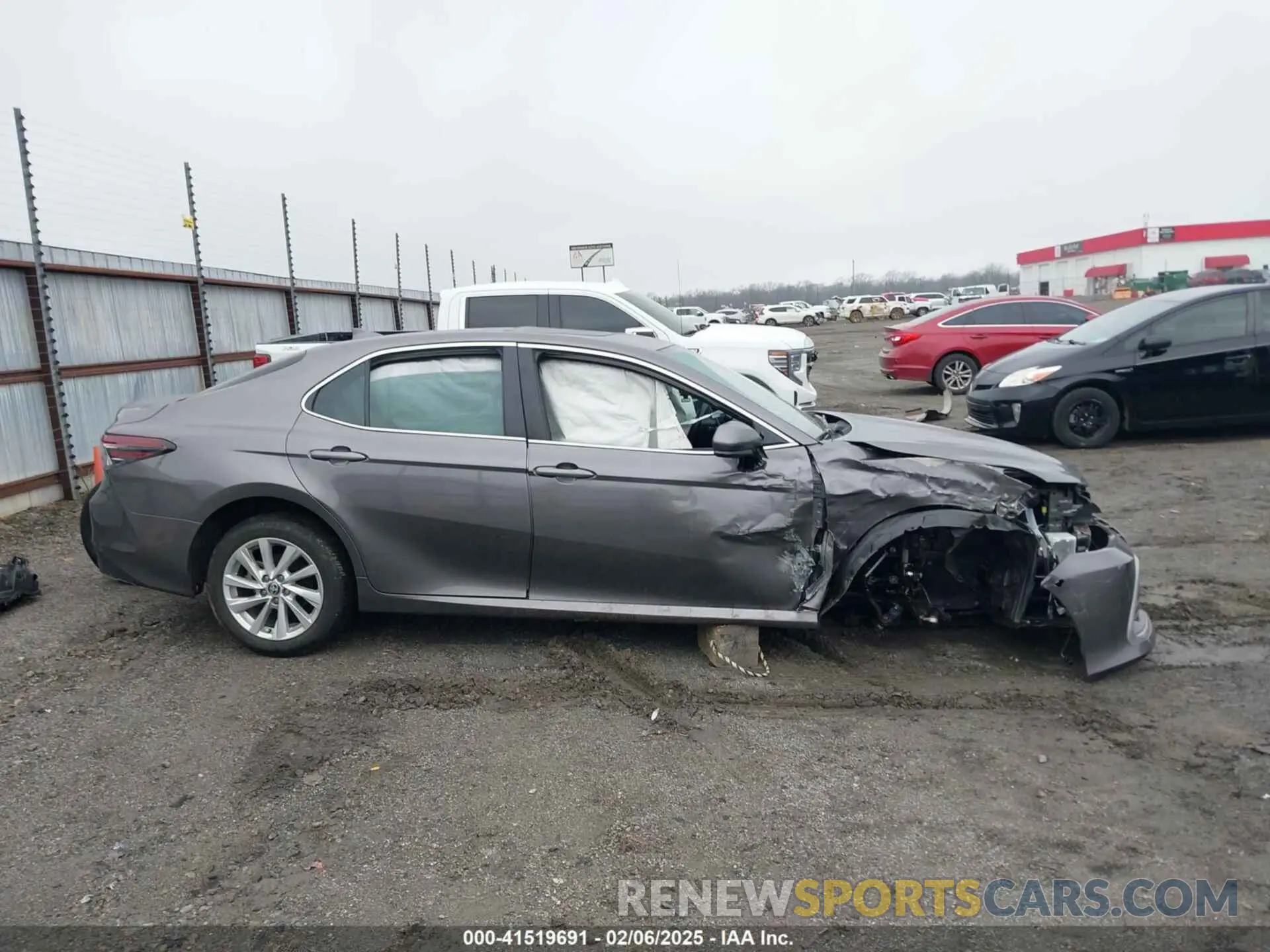 14 Photograph of a damaged car 4T1C11AKXPU825039 TOYOTA CAMRY 2023