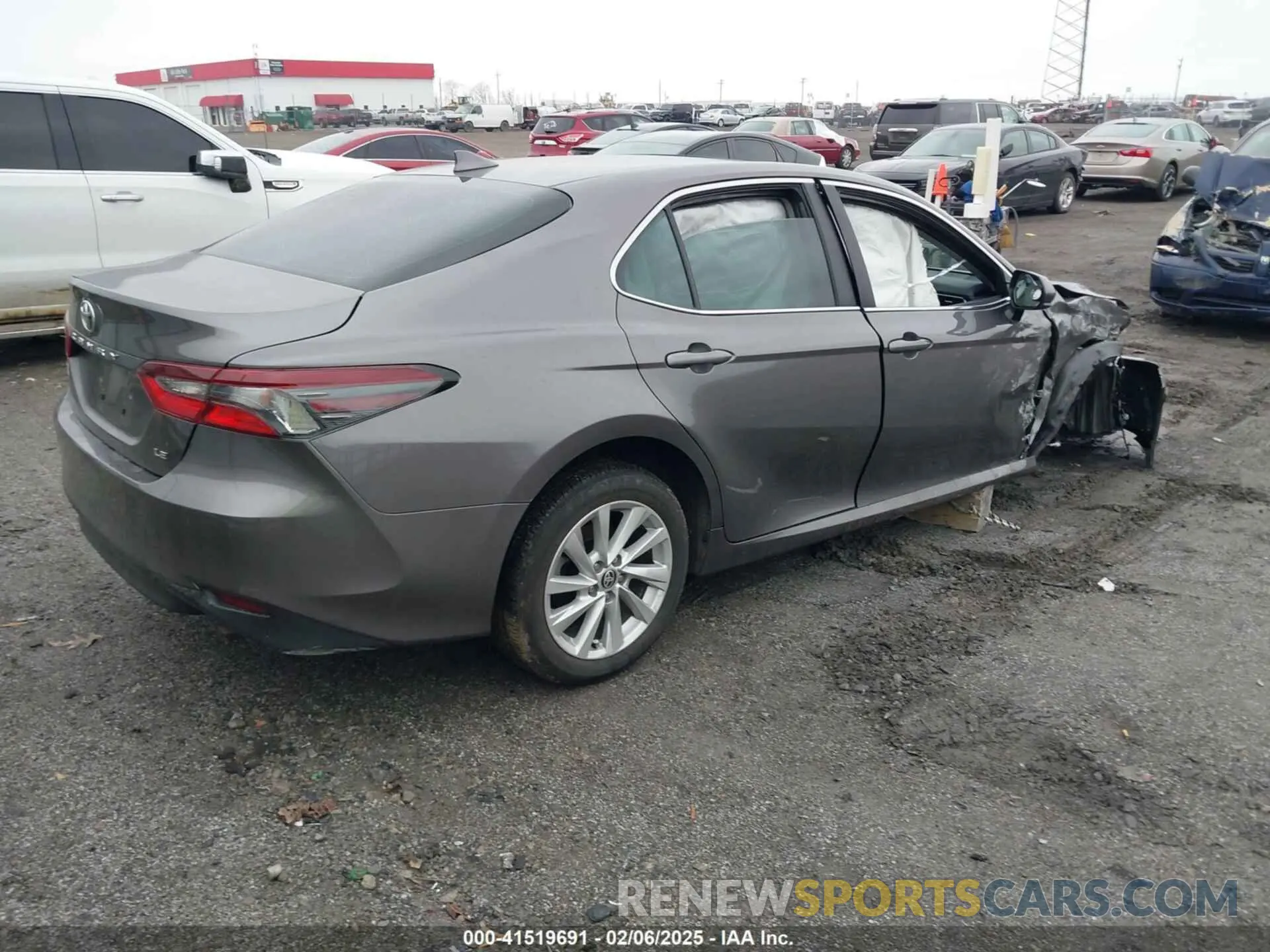 4 Photograph of a damaged car 4T1C11AKXPU825039 TOYOTA CAMRY 2023
