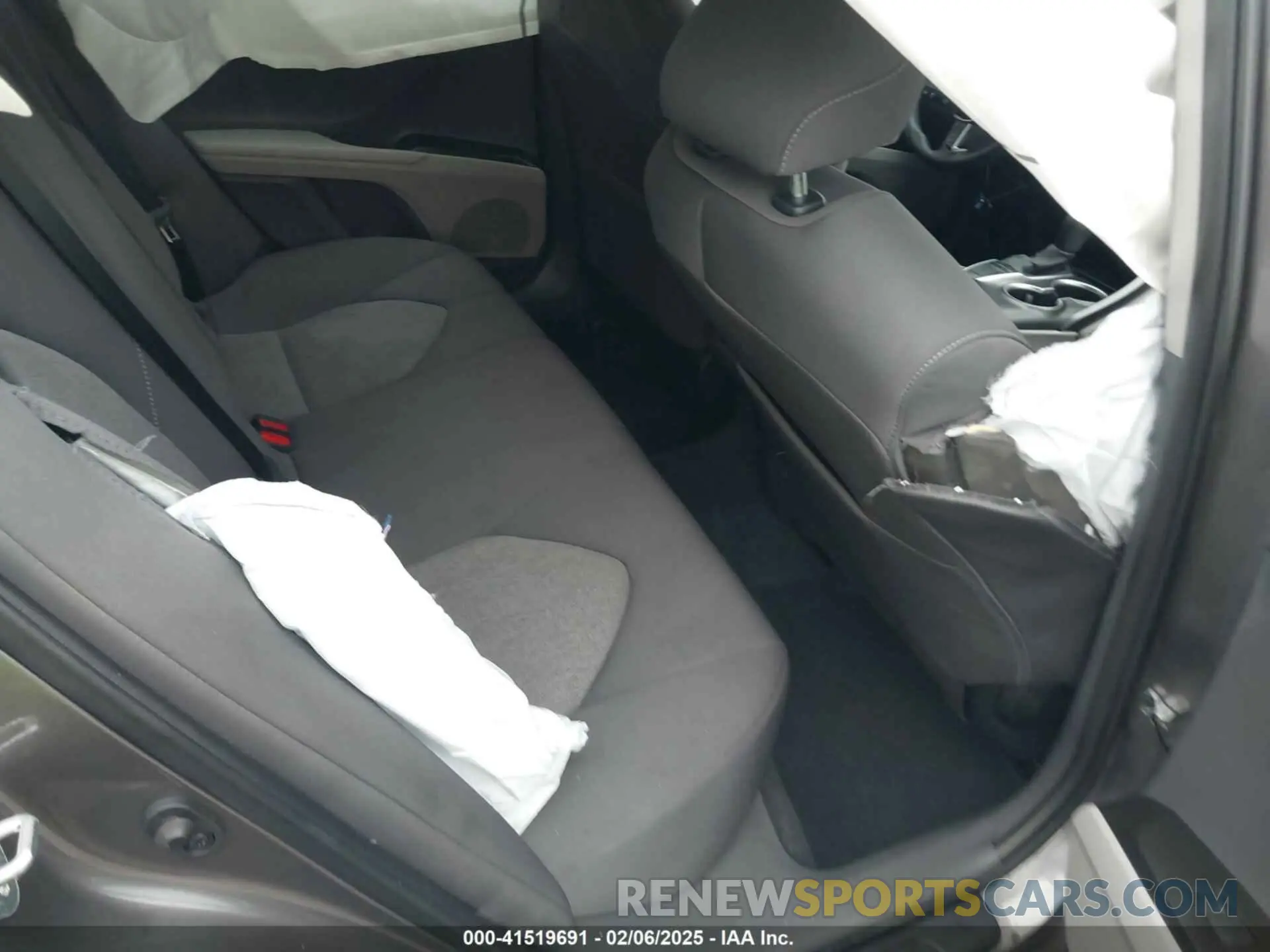 8 Photograph of a damaged car 4T1C11AKXPU825039 TOYOTA CAMRY 2023