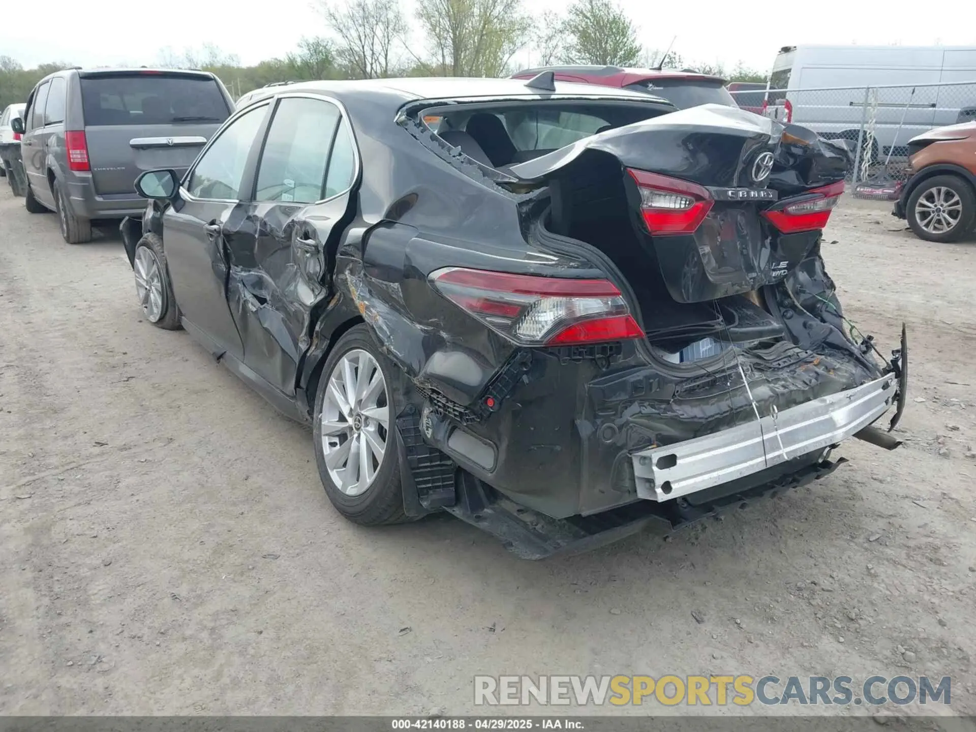 3 Photograph of a damaged car 4T1C11BK2PU083167 TOYOTA CAMRY 2023