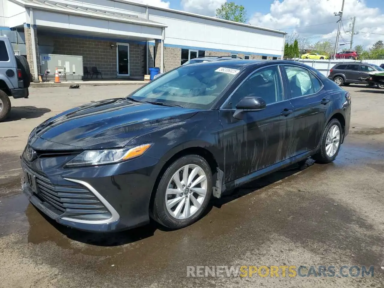 1 Photograph of a damaged car 4T1C11BK5PU088346 TOYOTA CAMRY 2023