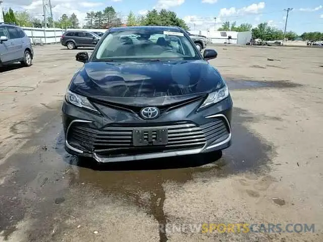 13 Photograph of a damaged car 4T1C11BK5PU088346 TOYOTA CAMRY 2023