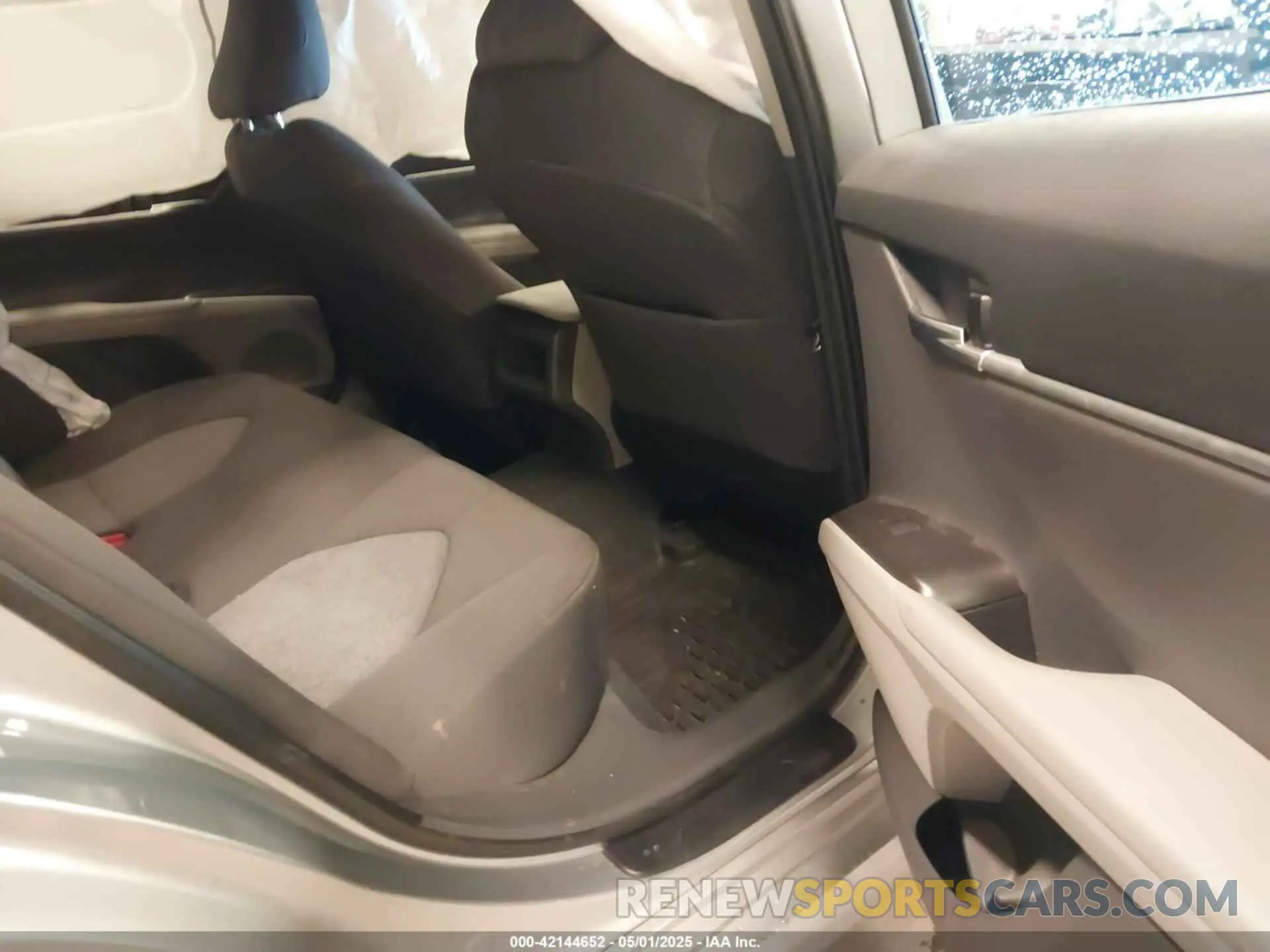 8 Photograph of a damaged car 4T1C11BK6PU092261 TOYOTA CAMRY 2023
