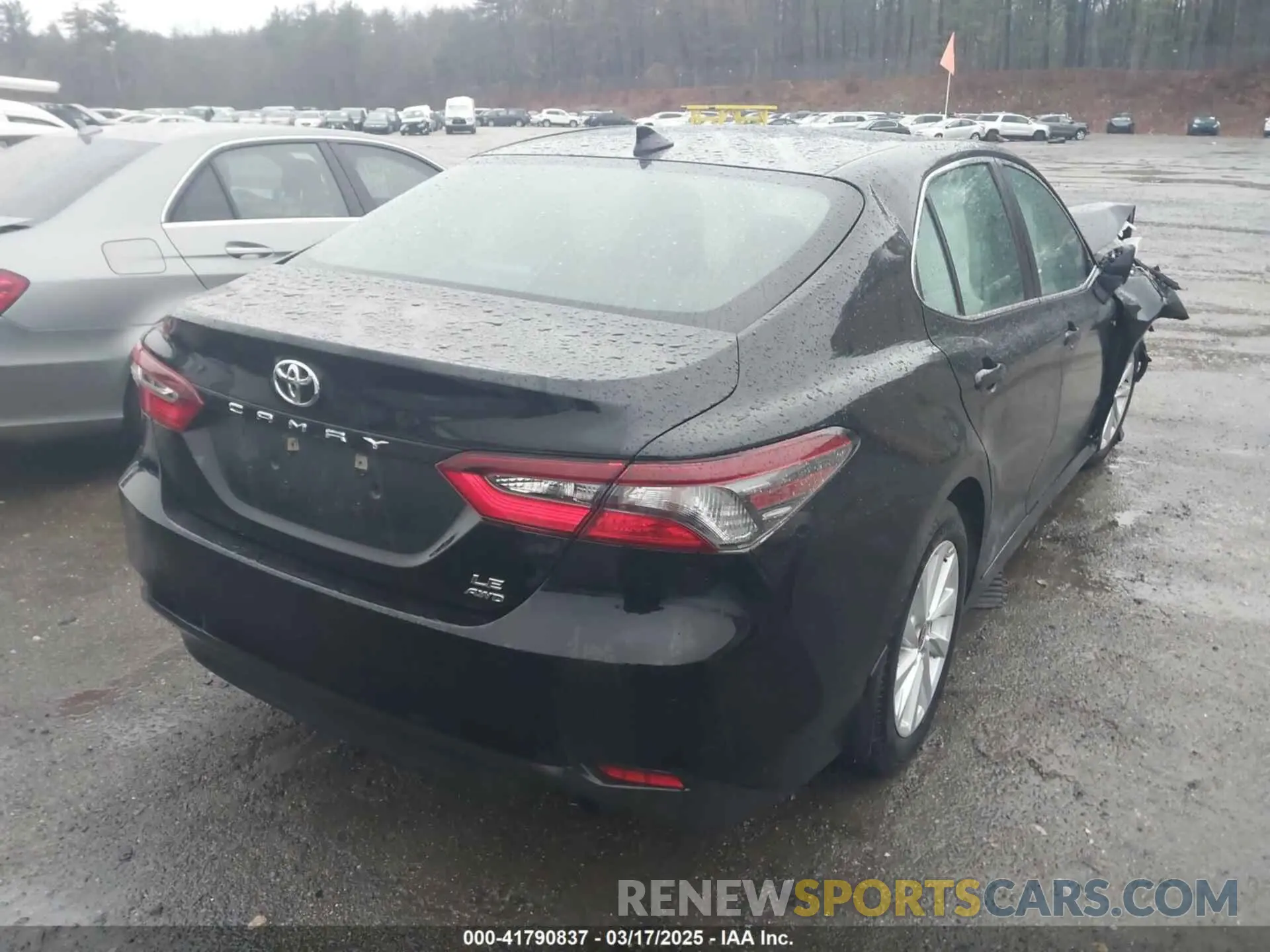 4 Photograph of a damaged car 4T1C11BK6PU106532 TOYOTA CAMRY 2023