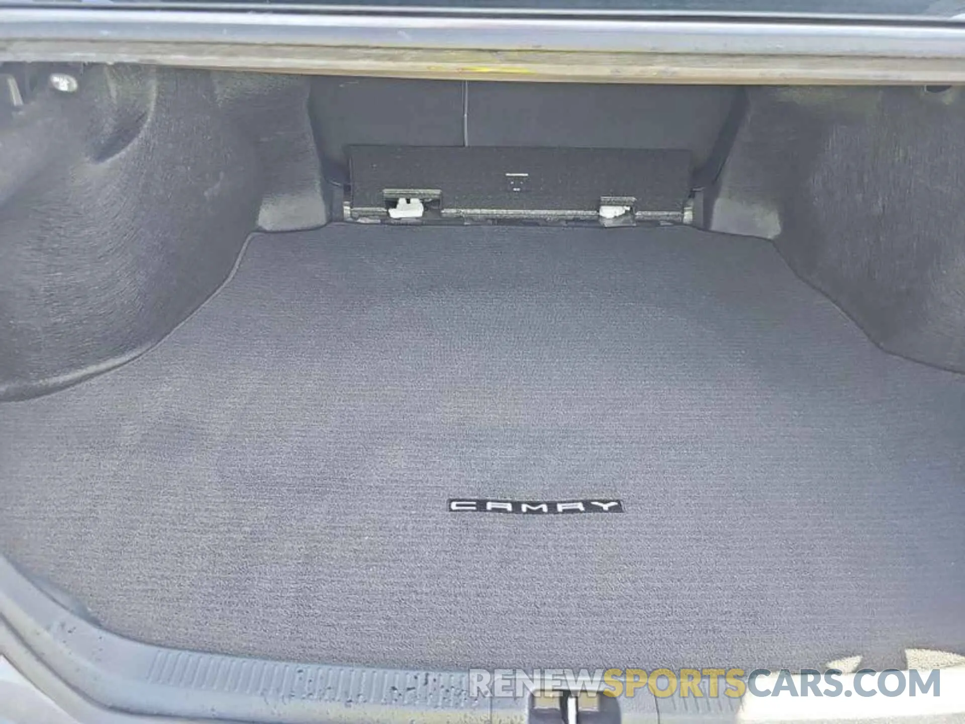1 Photograph of a damaged car 4T1C31AK0PU611185 TOYOTA CAMRY 2023