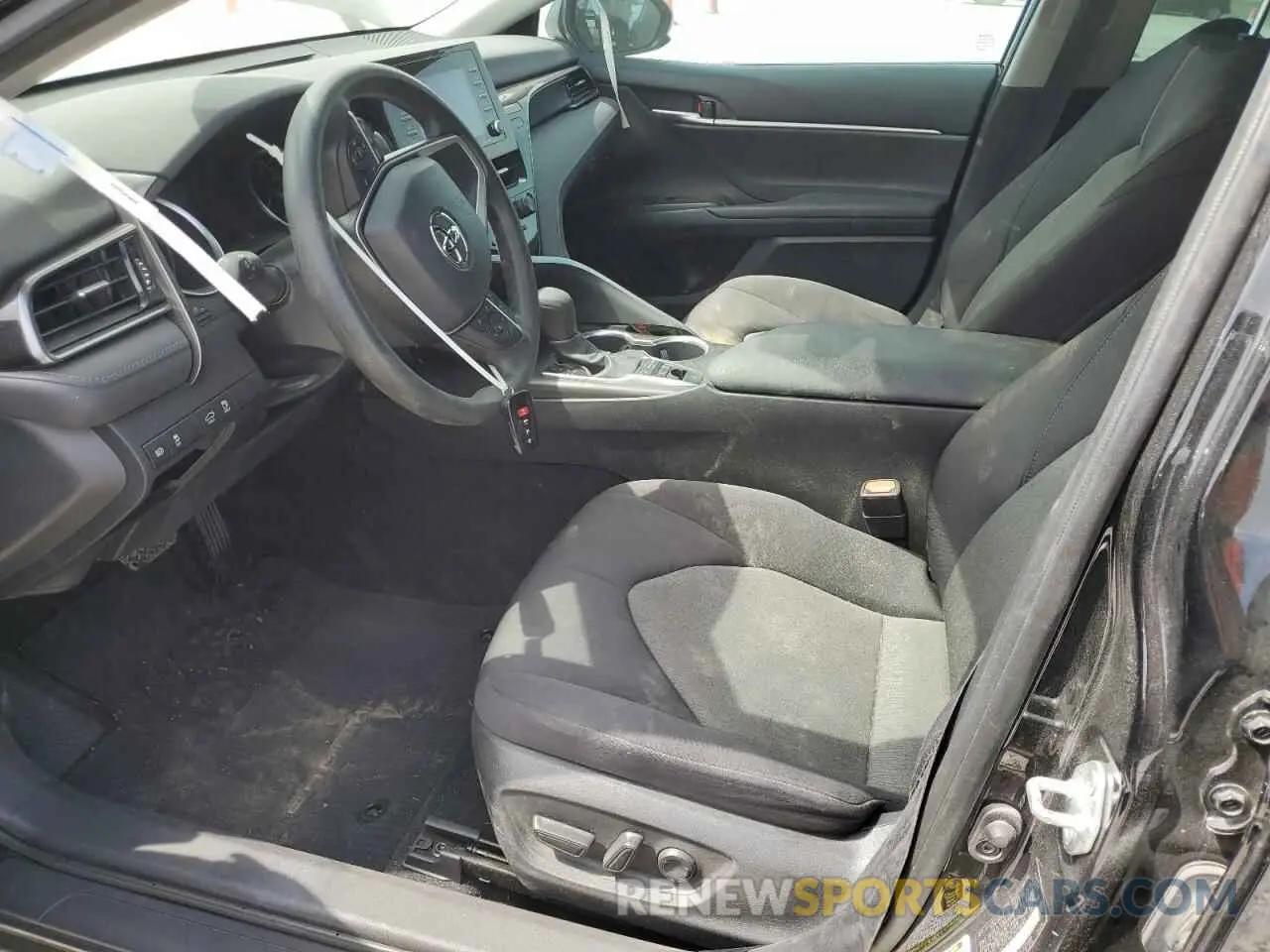 7 Photograph of a damaged car 4T1C31AK1PU606089 TOYOTA CAMRY 2023