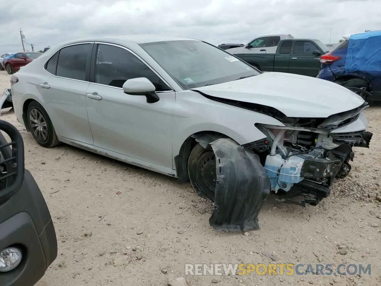 4 Photograph of a damaged car 4T1C31AK2PU052321 TOYOTA CAMRY 2023