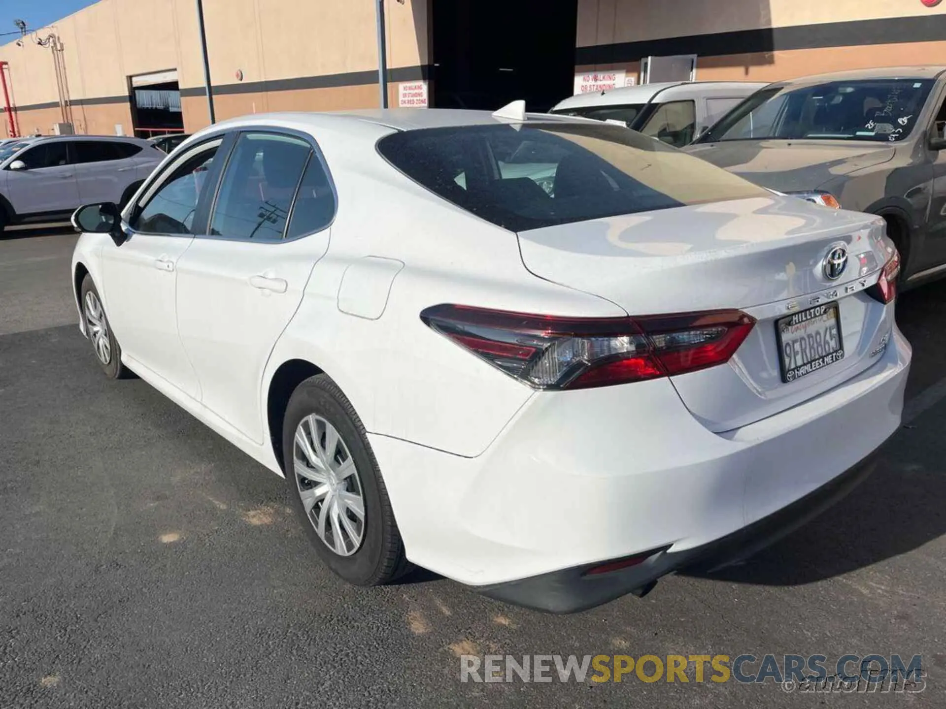 8 Photograph of a damaged car 4T1C31AK2PU611155 TOYOTA CAMRY 2023