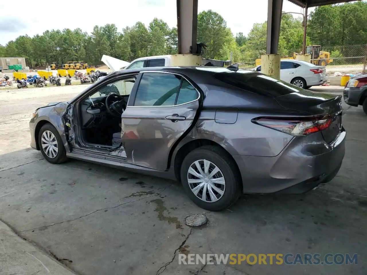 2 Photograph of a damaged car 4T1C31AK2PU616095 TOYOTA CAMRY 2023