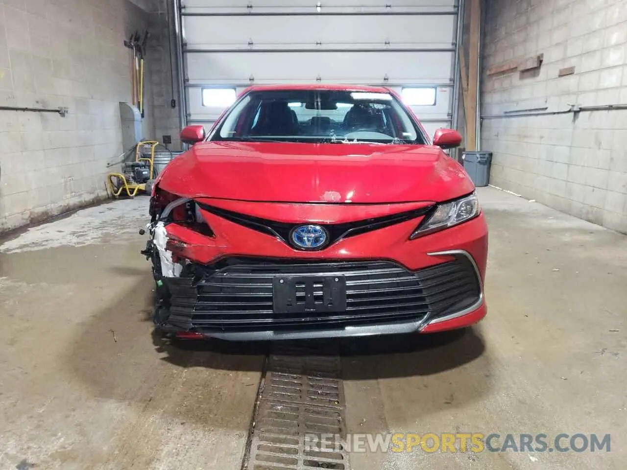 5 Photograph of a damaged car 4T1C31AK3PU054997 TOYOTA CAMRY 2023