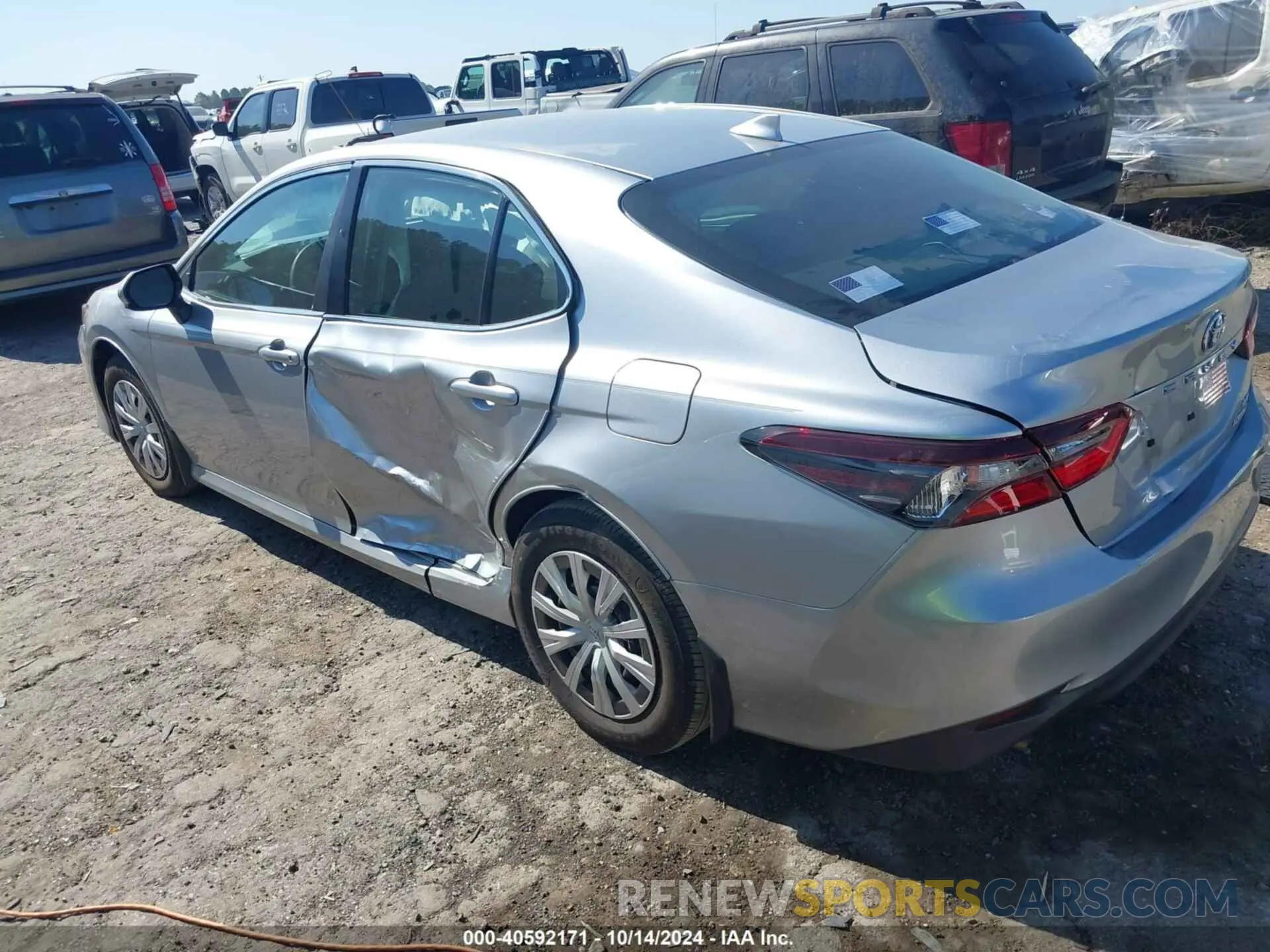 3 Photograph of a damaged car 4T1C31AK3PU619507 TOYOTA CAMRY 2023