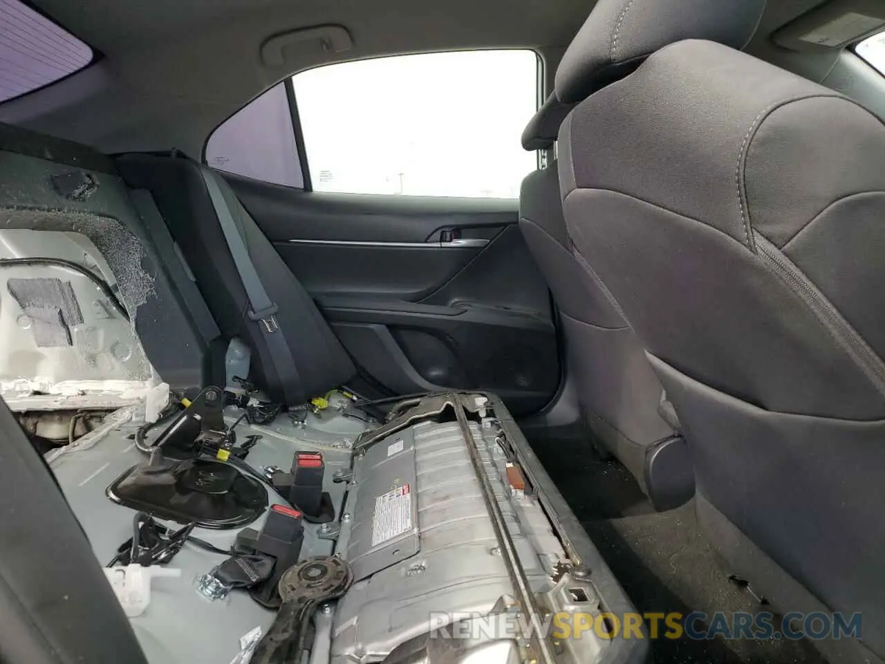 10 Photograph of a damaged car 4T1C31AK4PU053955 TOYOTA CAMRY 2023