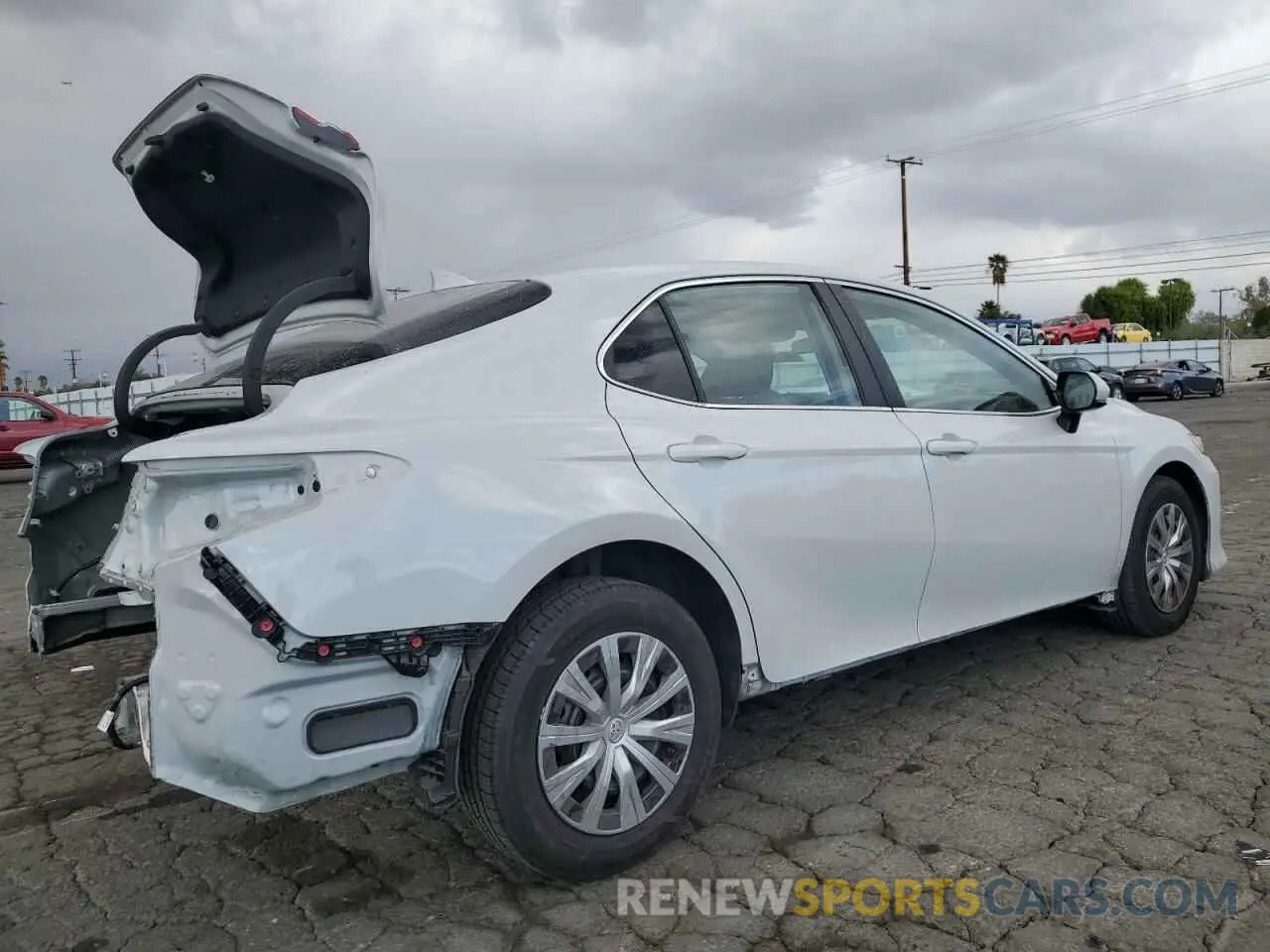 3 Photograph of a damaged car 4T1C31AK4PU053955 TOYOTA CAMRY 2023