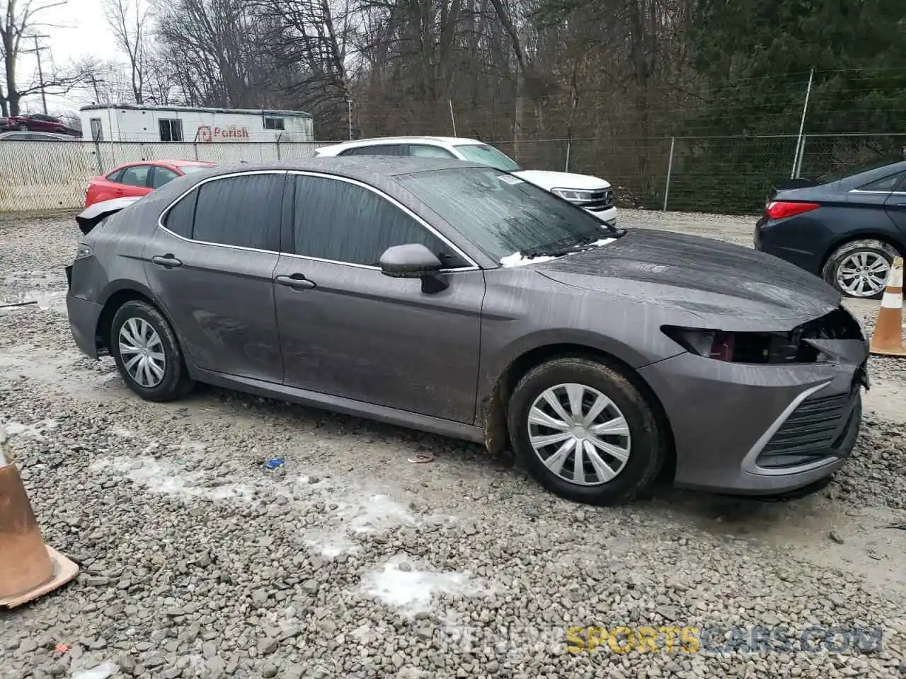 4 Photograph of a damaged car 4T1C31AK5PU601395 TOYOTA CAMRY 2023