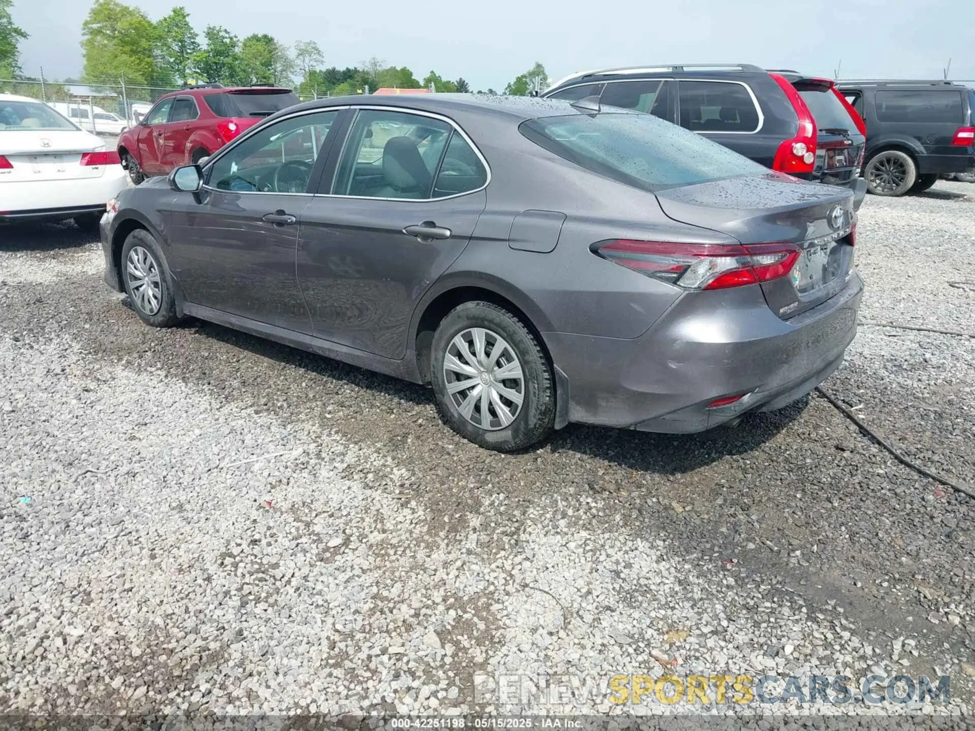 3 Photograph of a damaged car 4T1C31AK7PU602628 TOYOTA CAMRY 2023