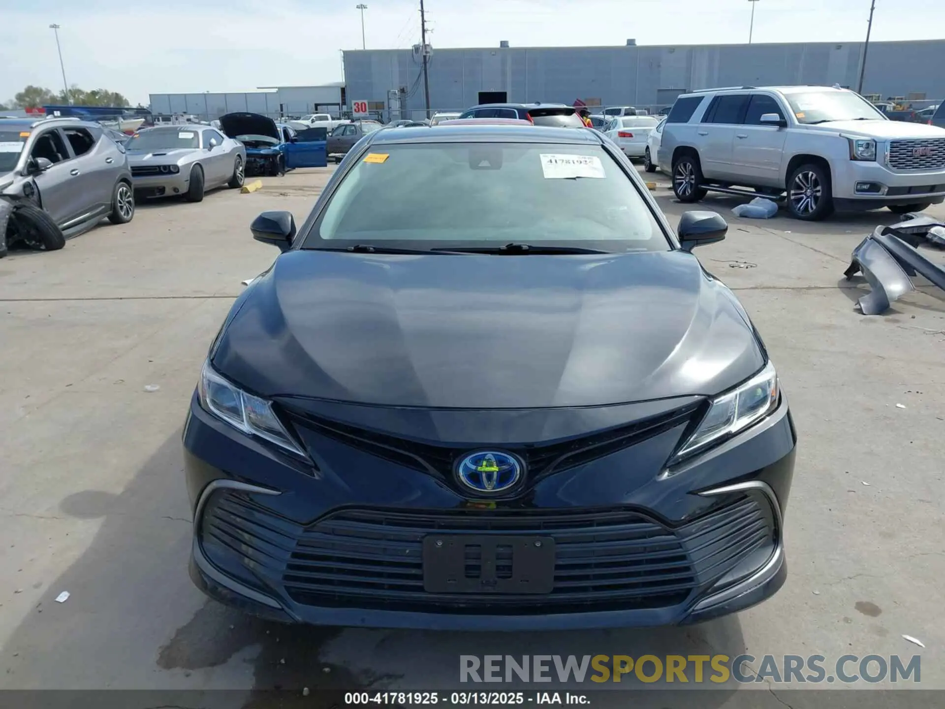13 Photograph of a damaged car 4T1C31AK8PU603075 TOYOTA CAMRY 2023