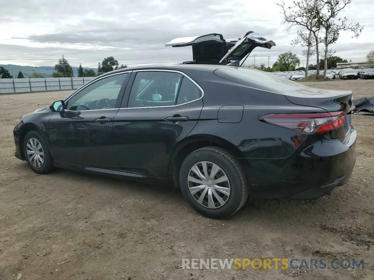 2 Photograph of a damaged car 4T1C31AK9PU608267 TOYOTA CAMRY 2023
