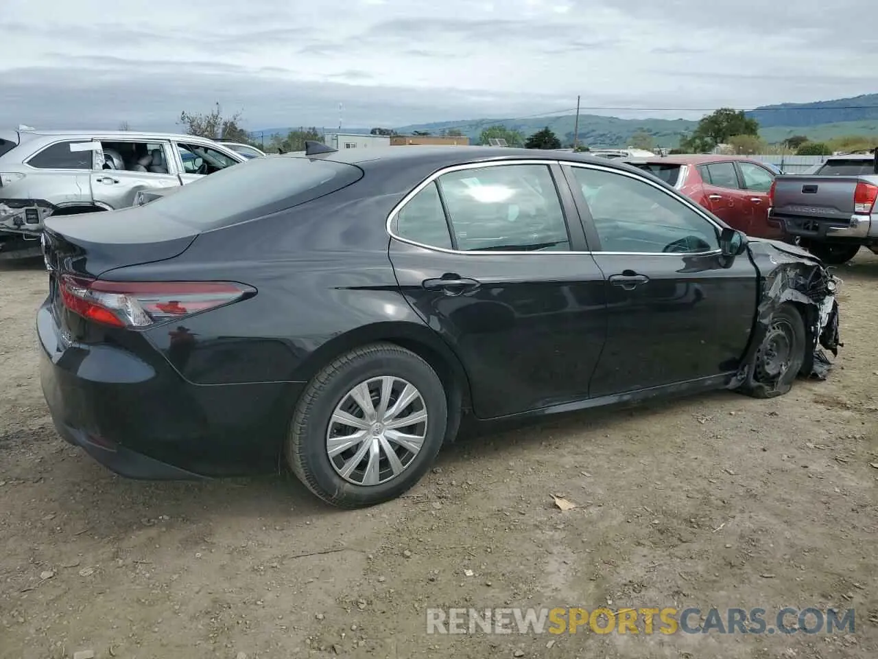3 Photograph of a damaged car 4T1C31AK9PU608267 TOYOTA CAMRY 2023