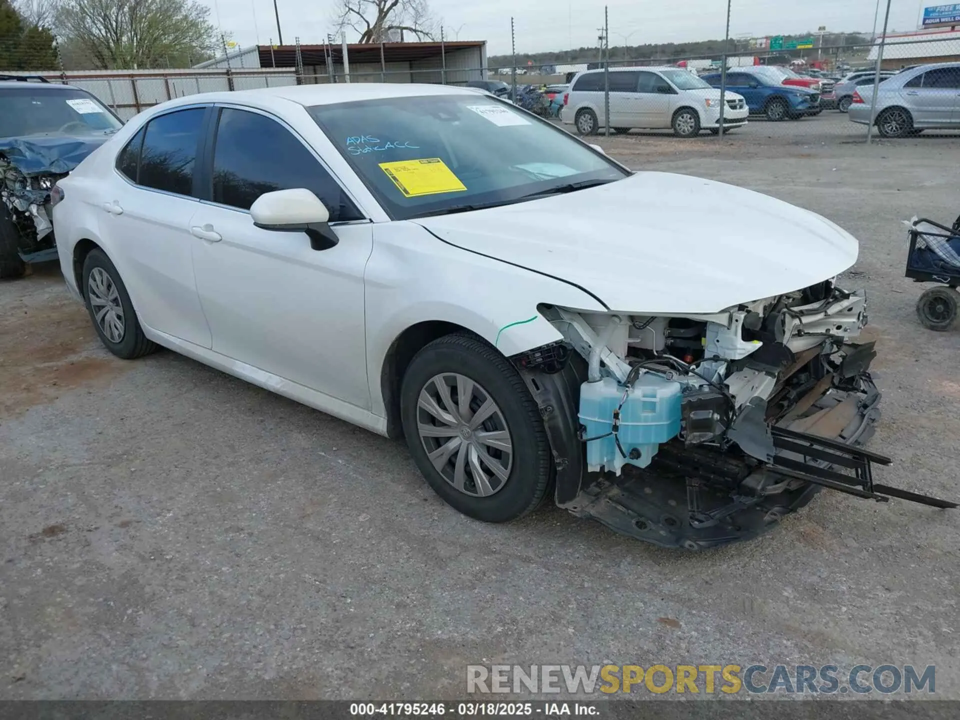 1 Photograph of a damaged car 4T1C31AKXPU610769 TOYOTA CAMRY 2023