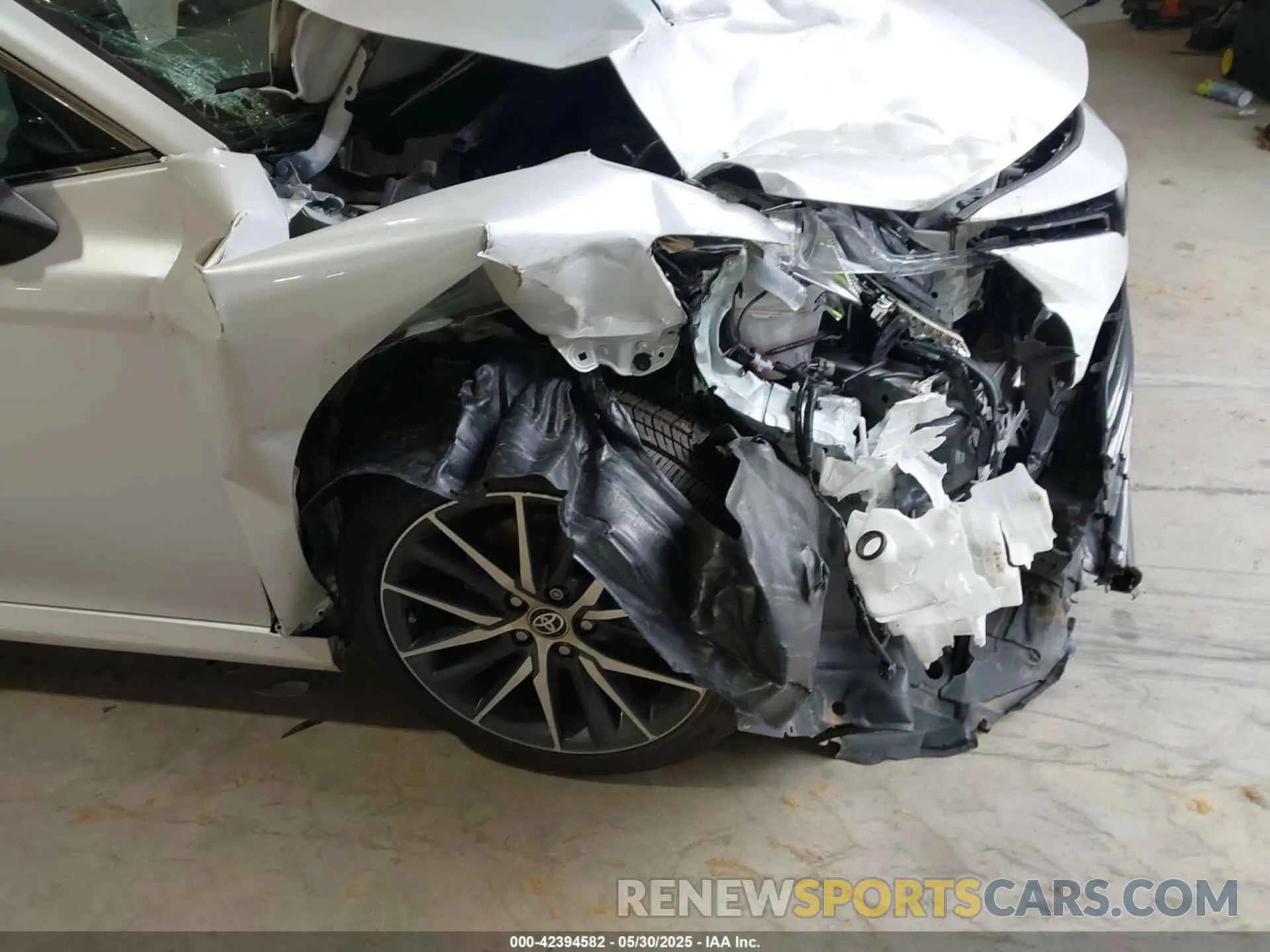 6 Photograph of a damaged car 4T1F11AK0PU829226 TOYOTA CAMRY 2023