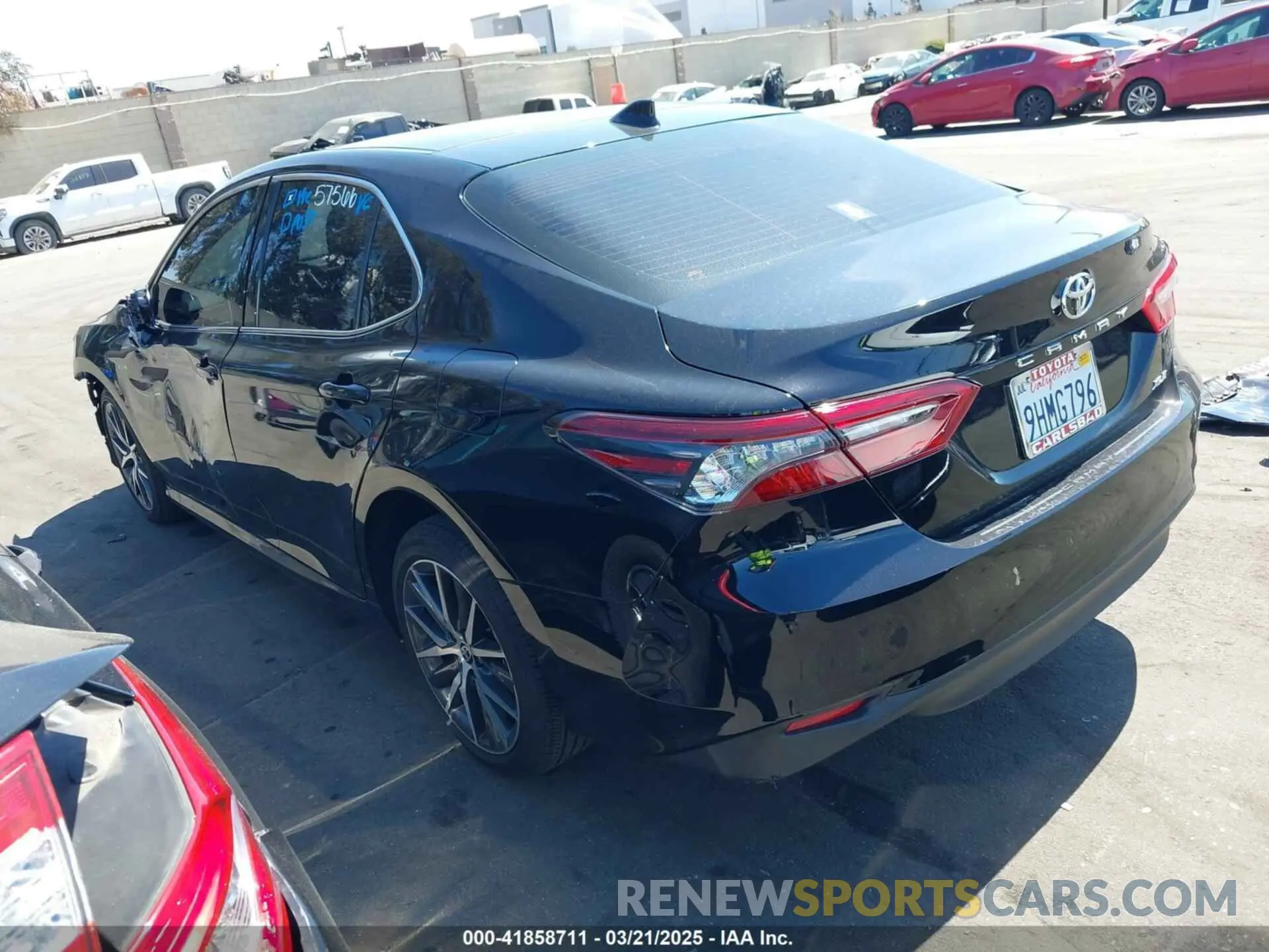 3 Photograph of a damaged car 4T1F11AK1PU181802 TOYOTA CAMRY 2023