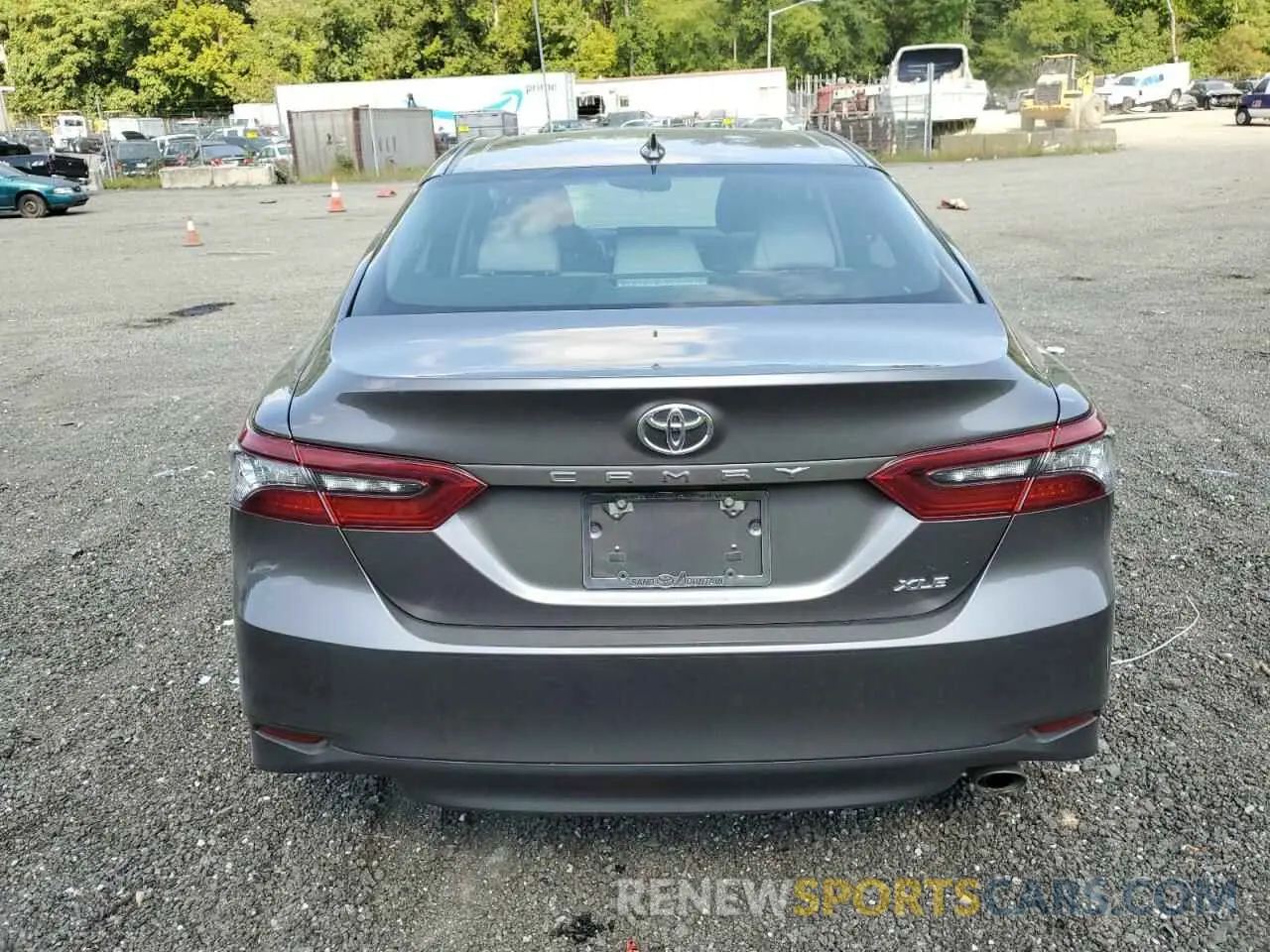 6 Photograph of a damaged car 4T1F11AK1PU802925 TOYOTA CAMRY 2023