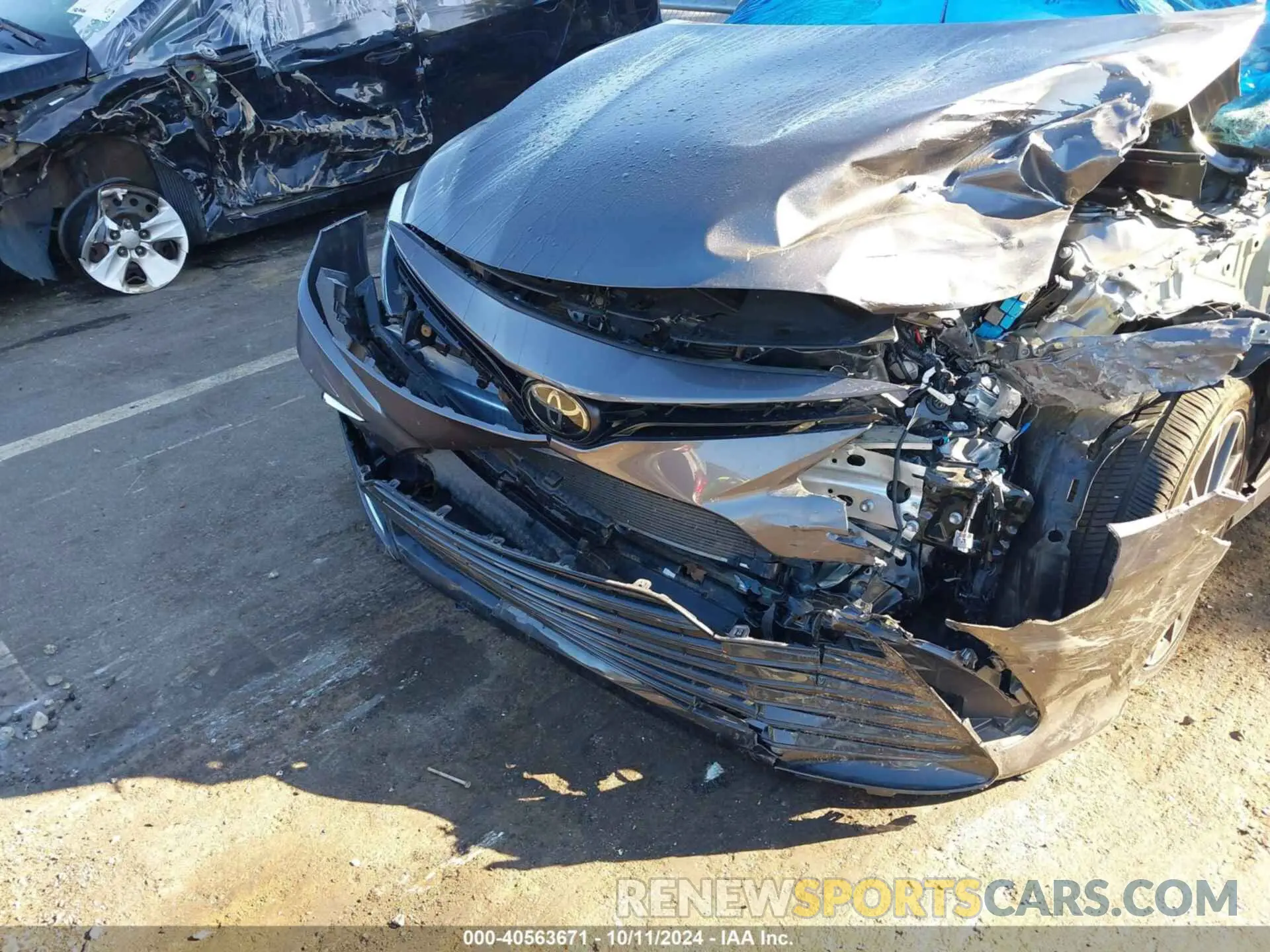 18 Photograph of a damaged car 4T1F11AK2PU731332 TOYOTA CAMRY 2023
