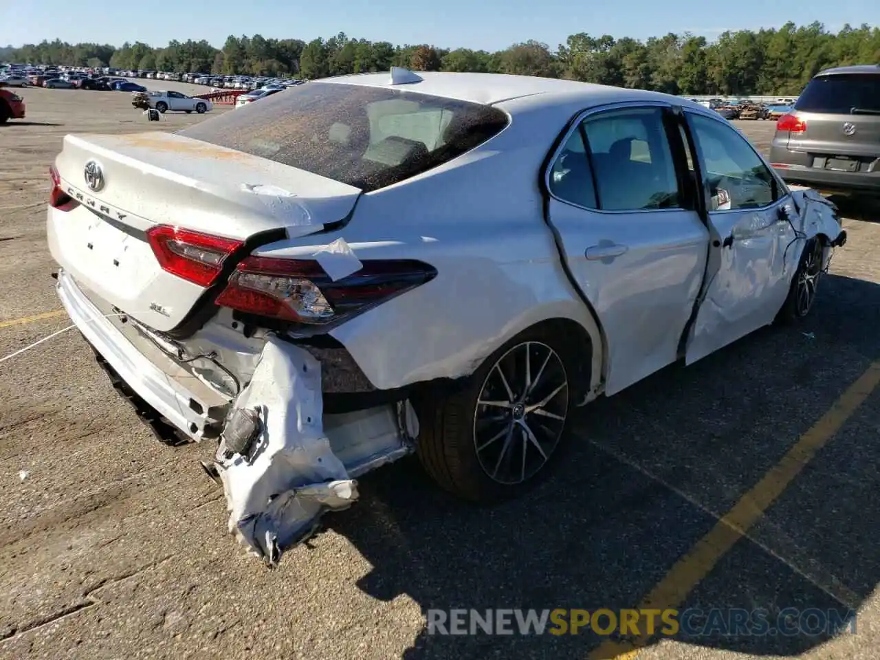 4 Photograph of a damaged car 4T1F11AK7PU088704 TOYOTA CAMRY 2023