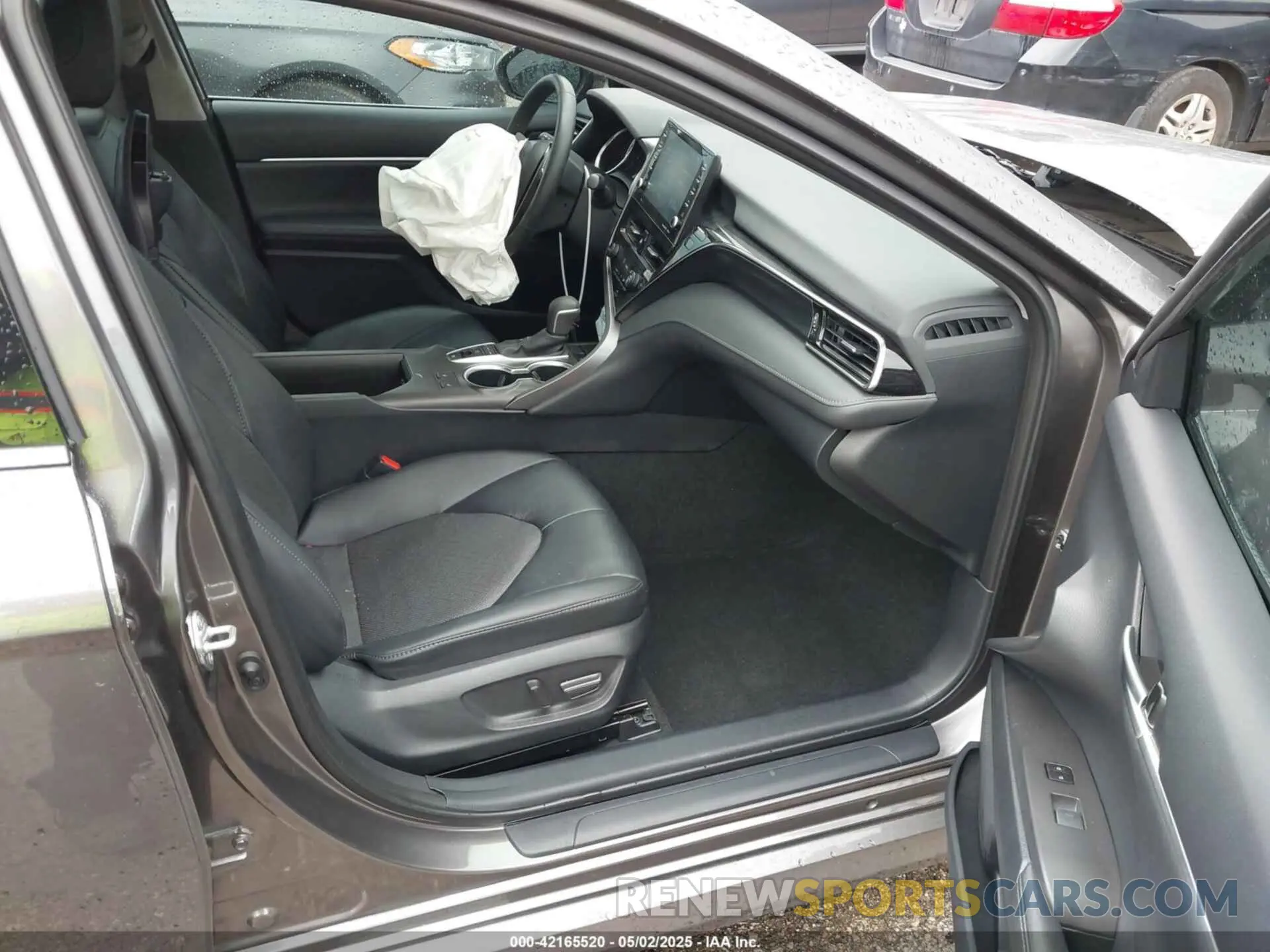 5 Photograph of a damaged car 4T1F11AK7PU827697 TOYOTA CAMRY 2023