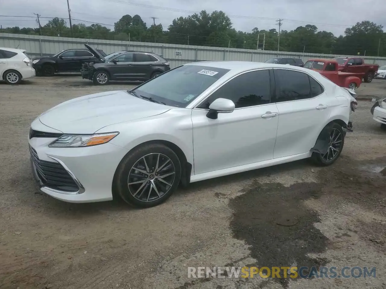 1 Photograph of a damaged car 4T1F11AK9PU790099 TOYOTA CAMRY 2023