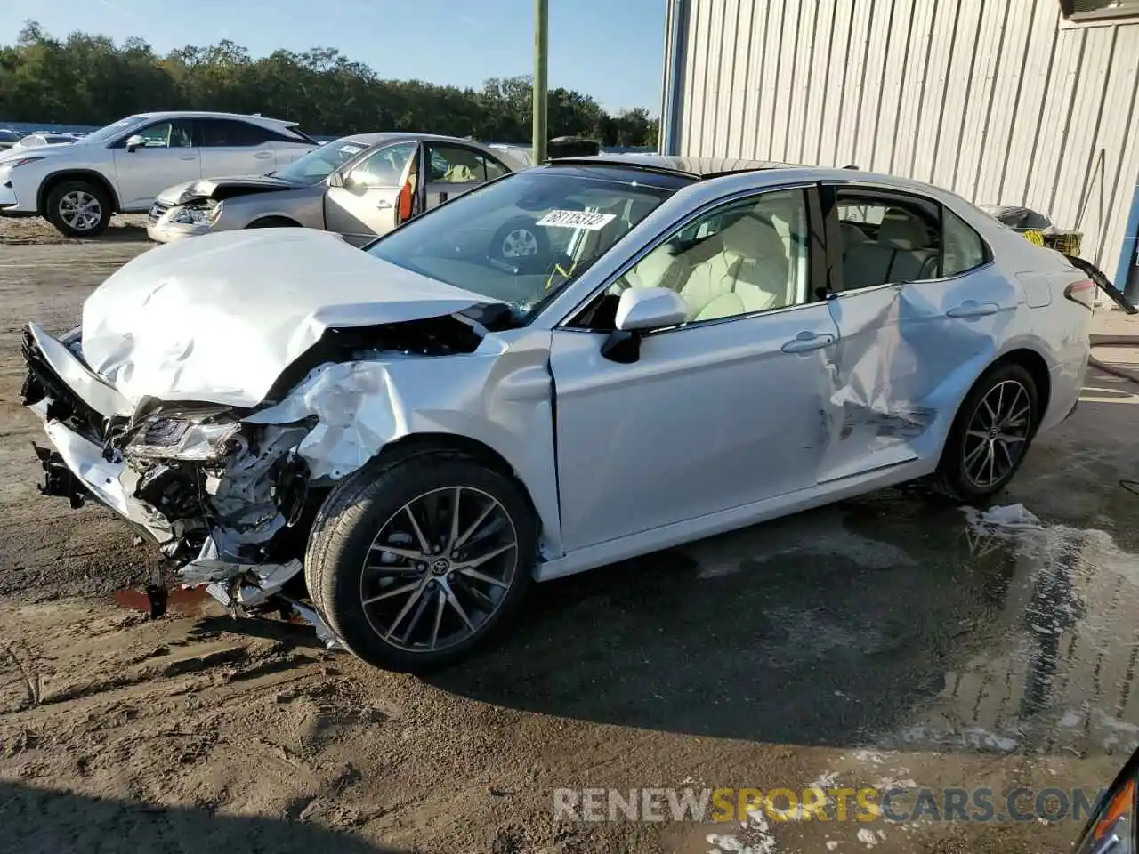 1 Photograph of a damaged car 4T1F11BK0PU075971 TOYOTA CAMRY 2023