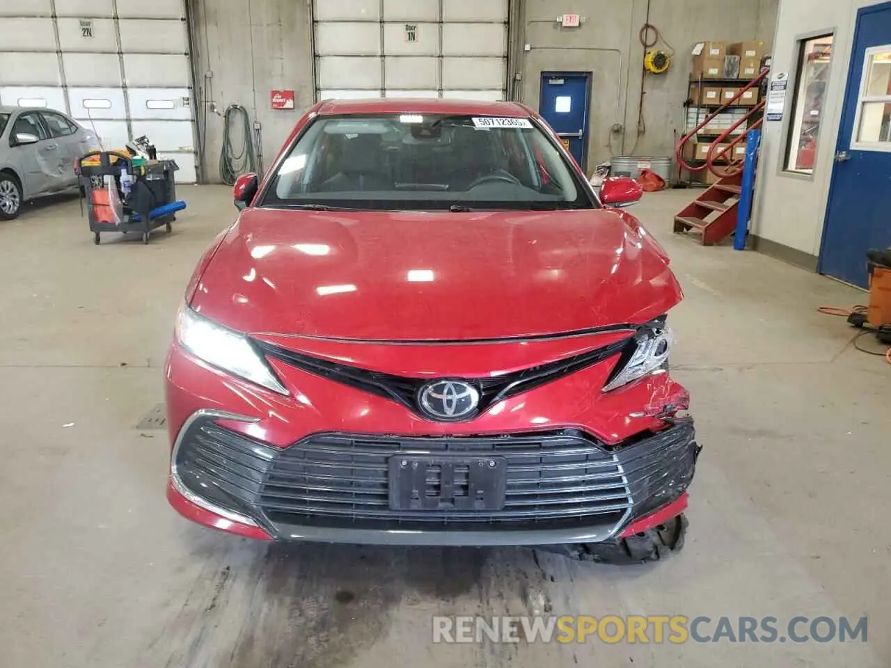 5 Photograph of a damaged car 4T1F11BK2PU075535 TOYOTA CAMRY 2023