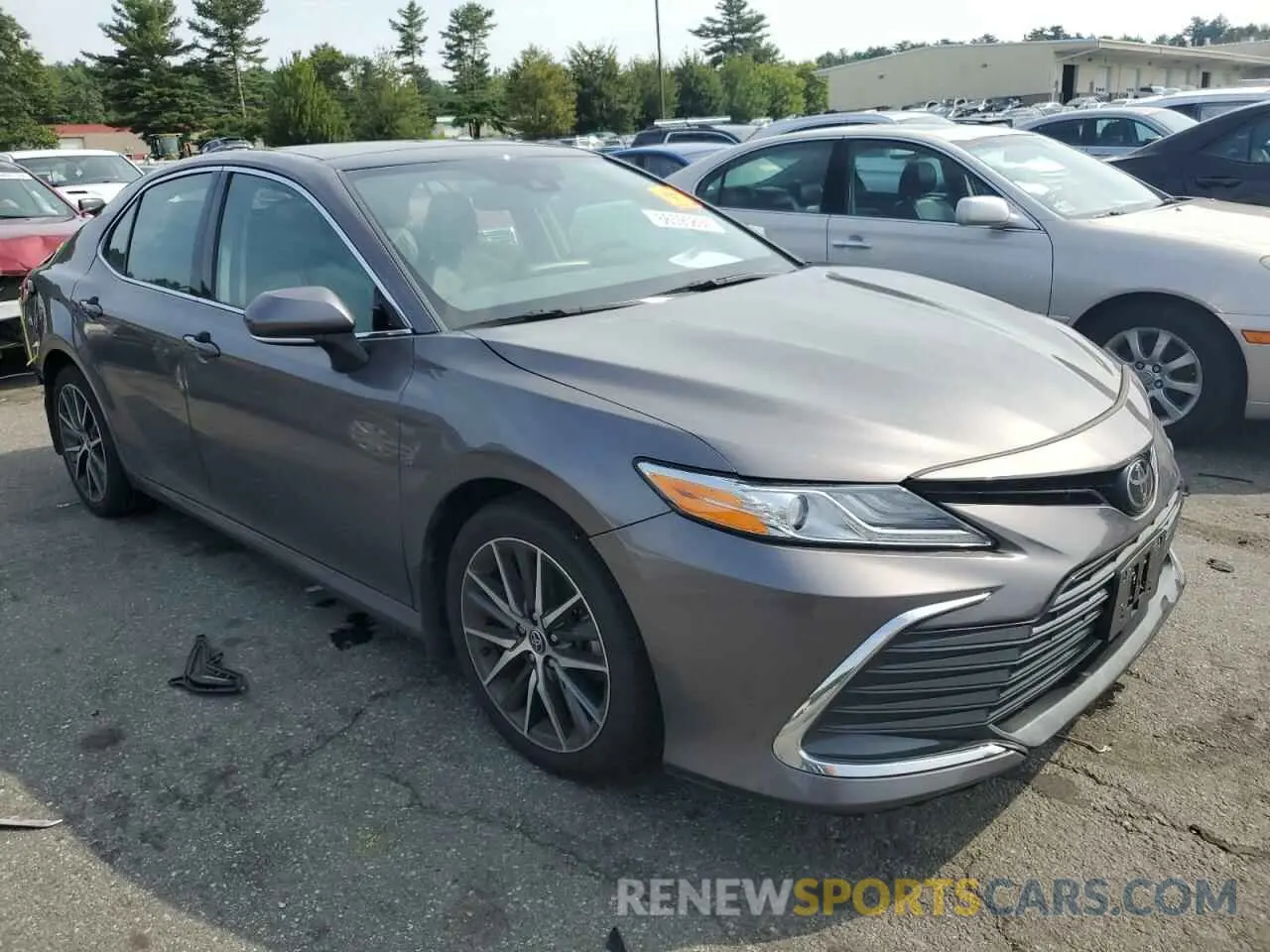 4 Photograph of a damaged car 4T1F11BK5PU077554 TOYOTA CAMRY 2023