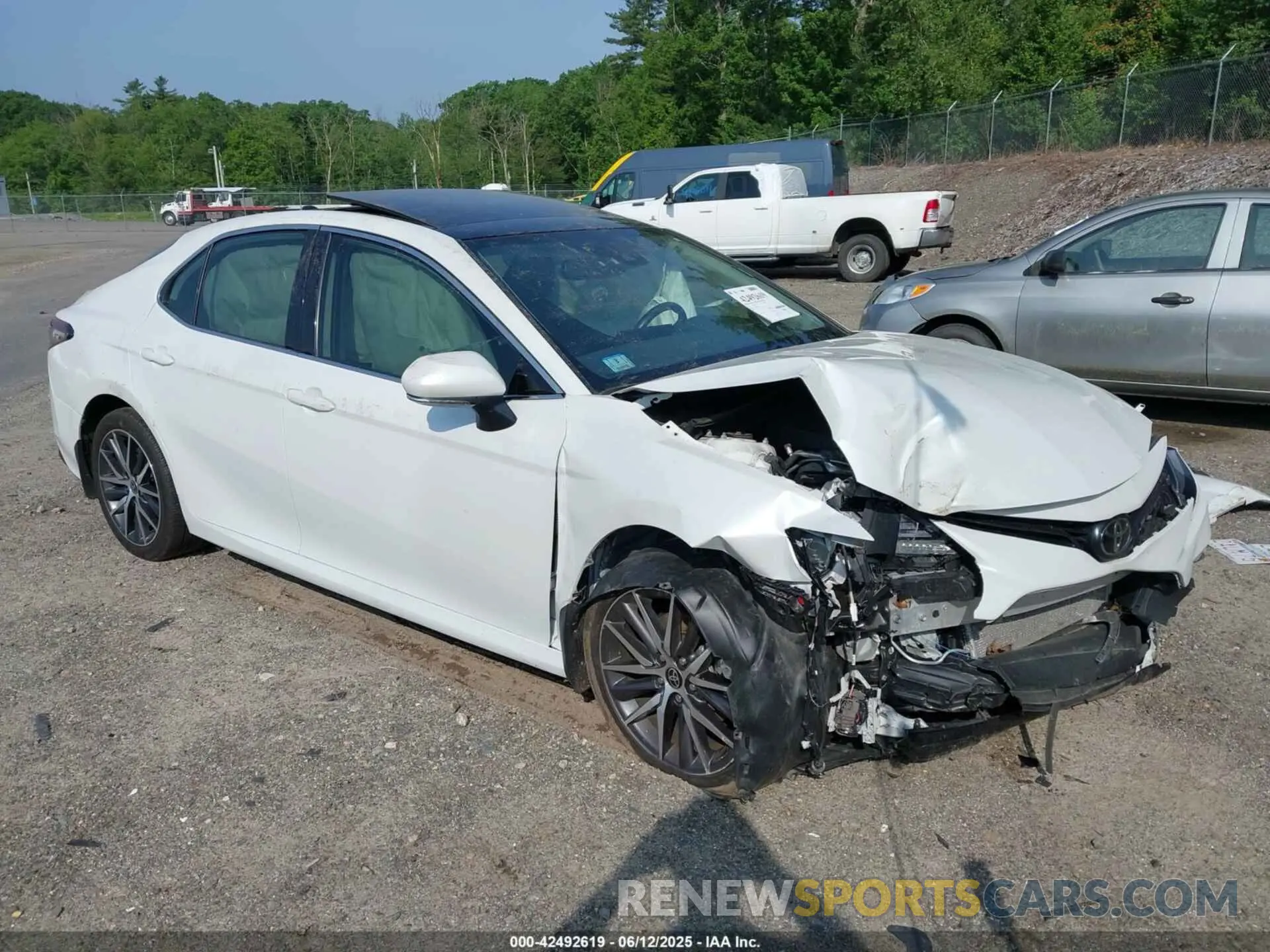 1 Photograph of a damaged car 4T1F11BK9PU090906 TOYOTA CAMRY 2023