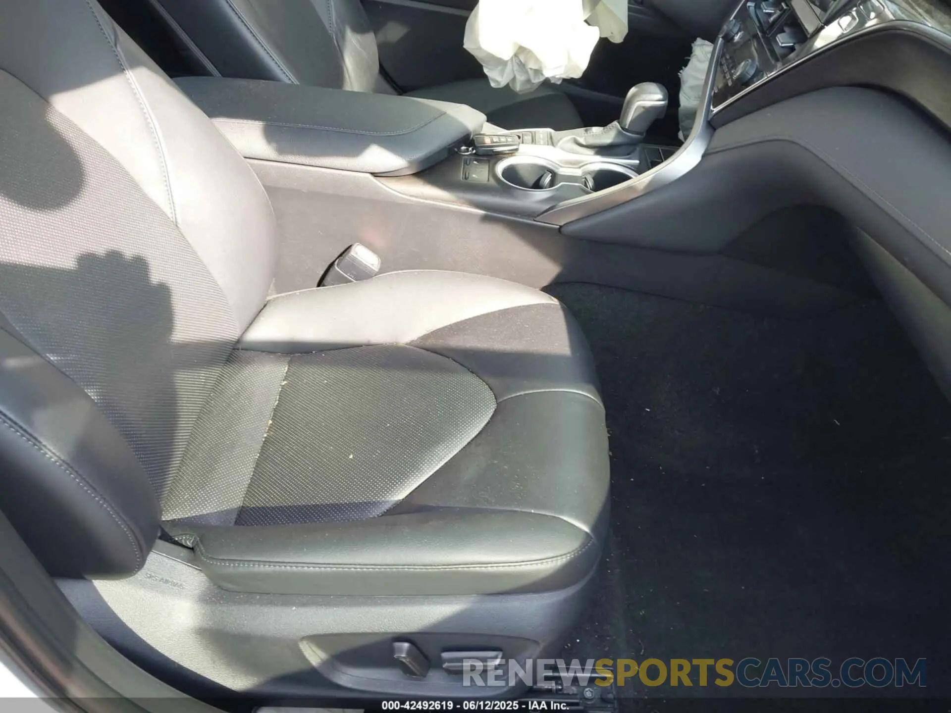 5 Photograph of a damaged car 4T1F11BK9PU090906 TOYOTA CAMRY 2023