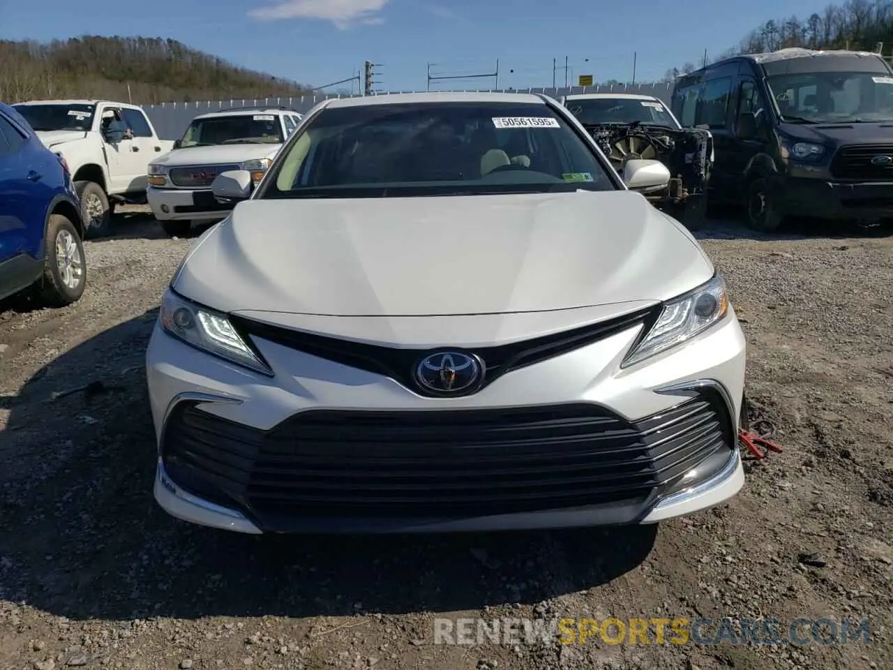 5 Photograph of a damaged car 4T1F11BKXPU077517 TOYOTA CAMRY 2023