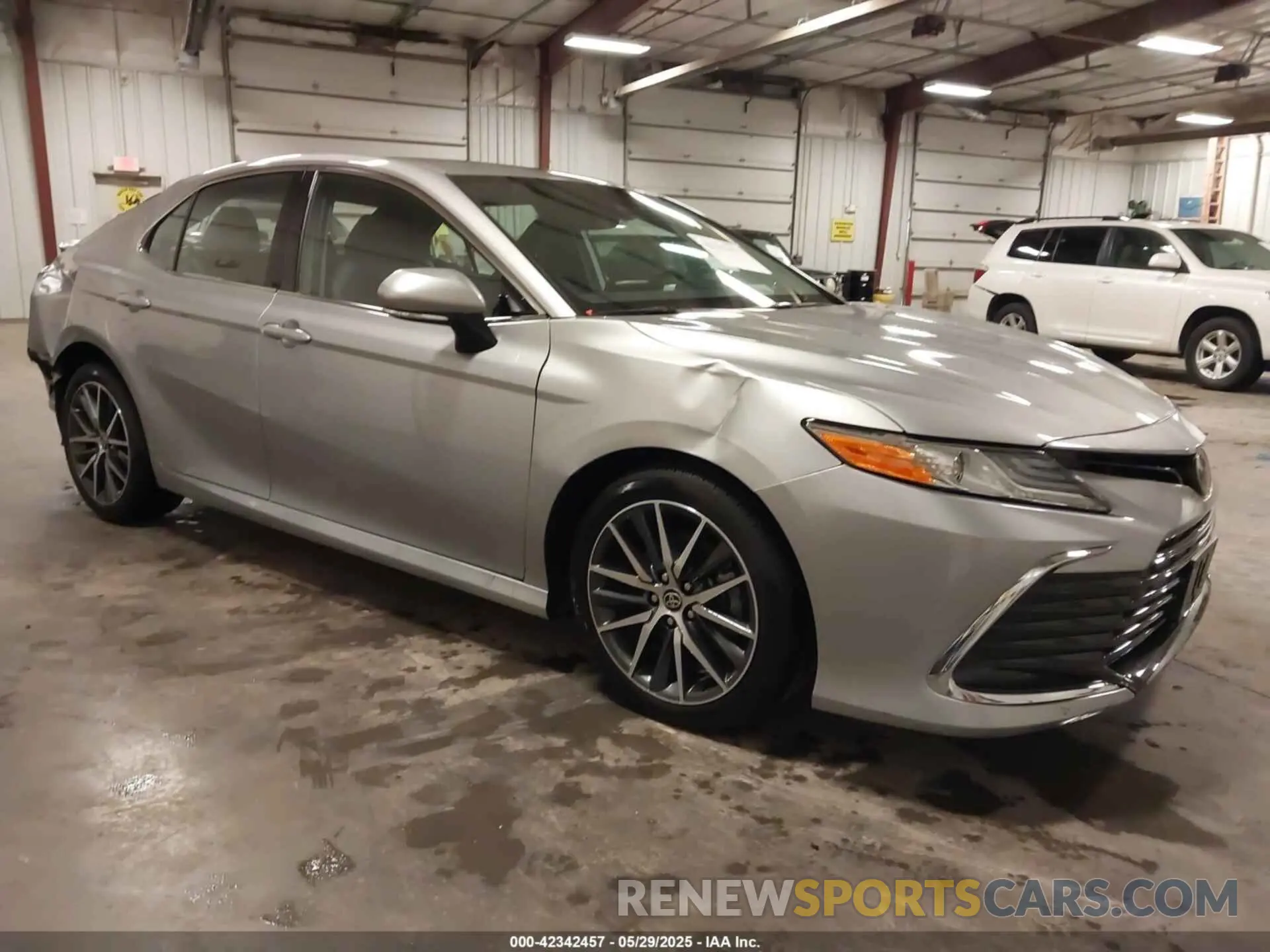 1 Photograph of a damaged car 4T1F11BKXPU087724 TOYOTA CAMRY 2023