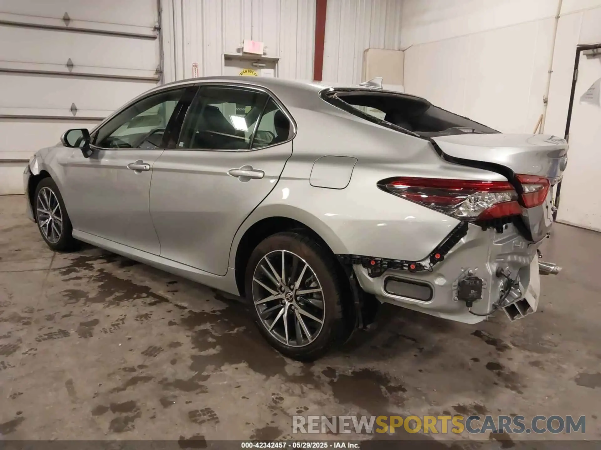 3 Photograph of a damaged car 4T1F11BKXPU087724 TOYOTA CAMRY 2023