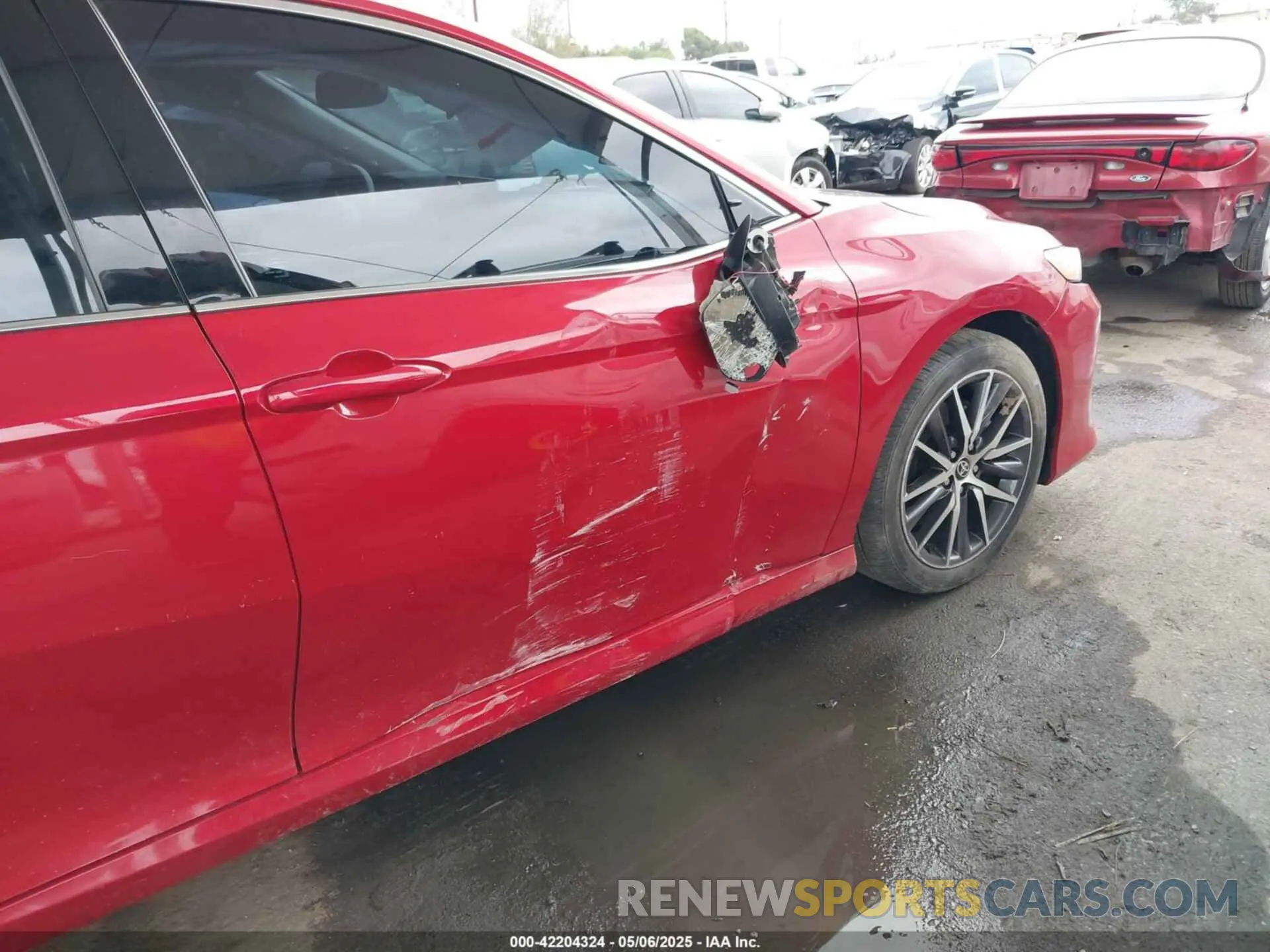 6 Photograph of a damaged car 4T1F31AK1PU047754 TOYOTA CAMRY 2023