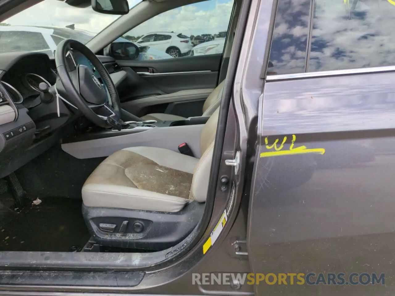 12 Photograph of a damaged car 4T1F31AK1PU605439 TOYOTA CAMRY 2023