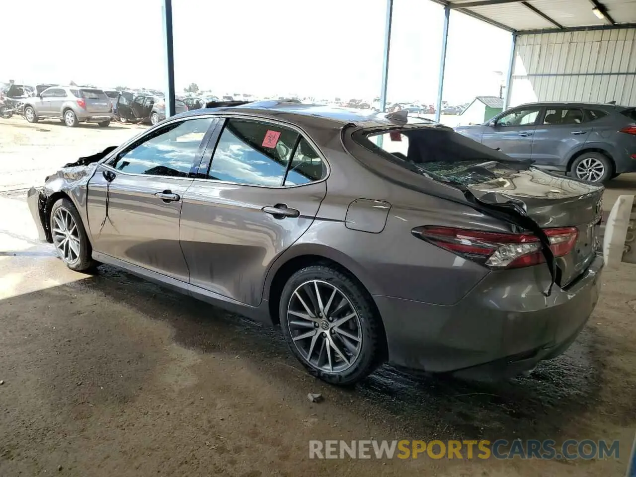 2 Photograph of a damaged car 4T1F31AK5PU053492 TOYOTA CAMRY 2023