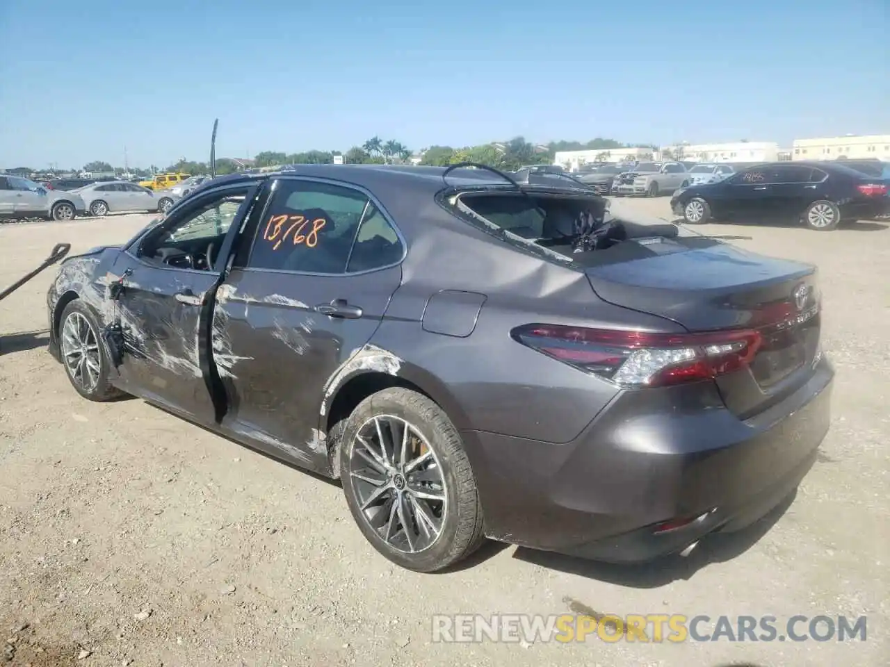 2 Photograph of a damaged car 4T1F31AK5PU600289 TOYOTA CAMRY 2023