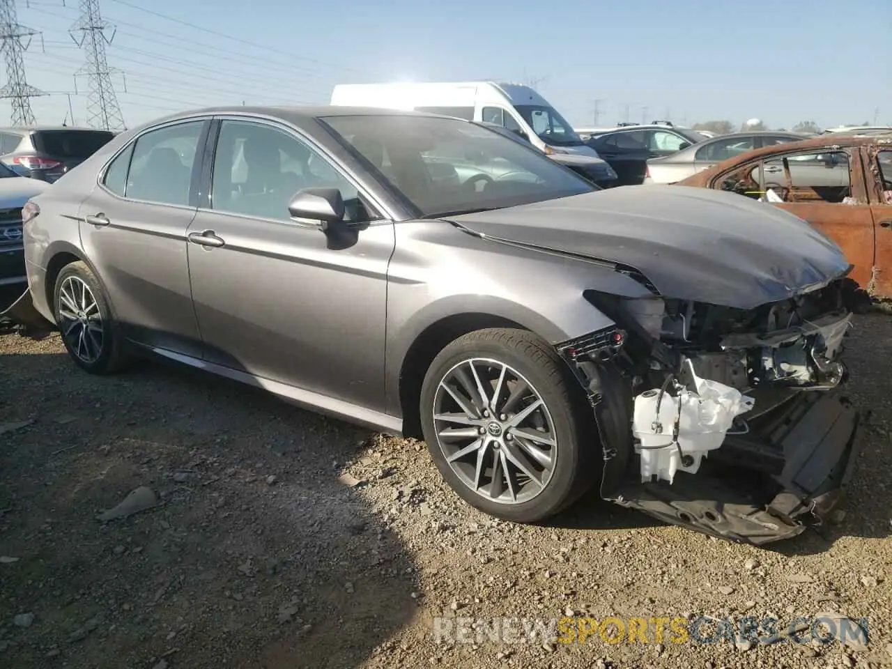 4 Photograph of a damaged car 4T1F31AK5PU608215 TOYOTA CAMRY 2023