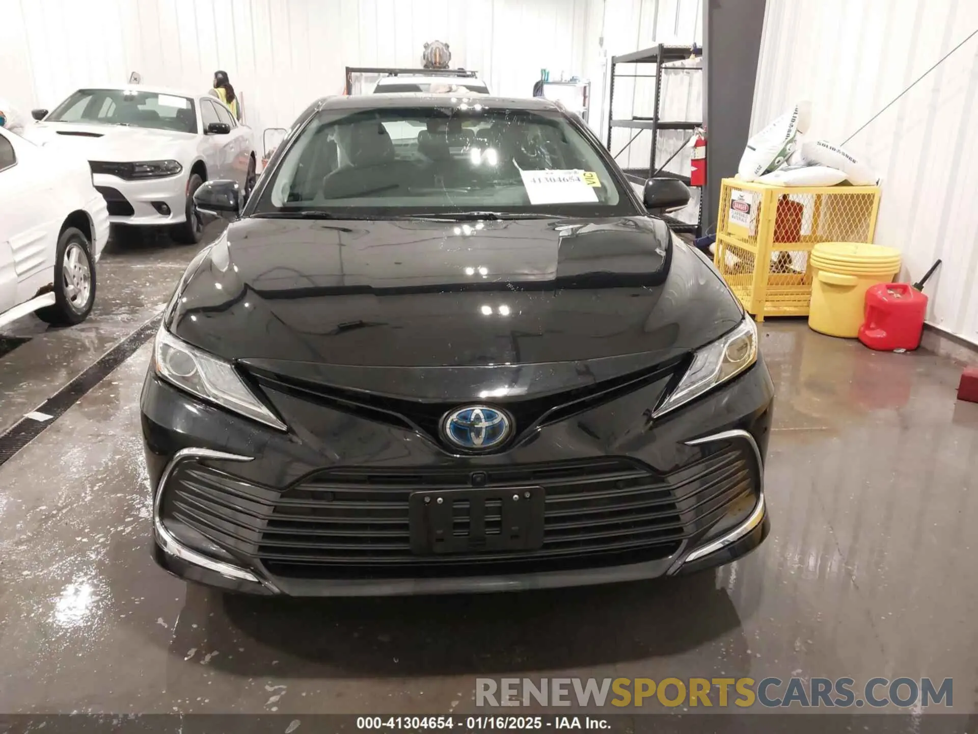 12 Photograph of a damaged car 4T1F31AK5PU611888 TOYOTA CAMRY 2023